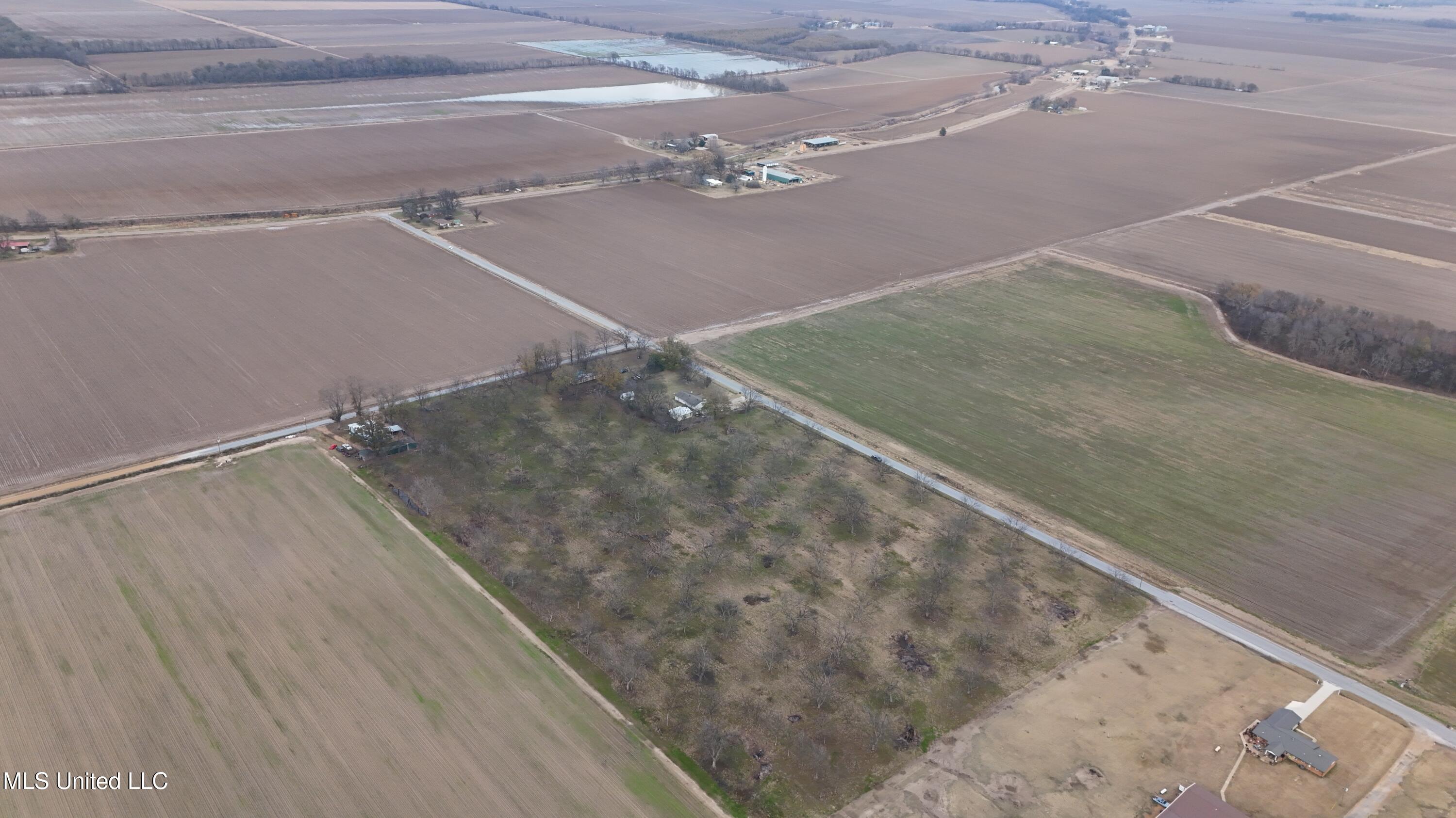 Interstate Road Property Photo 3