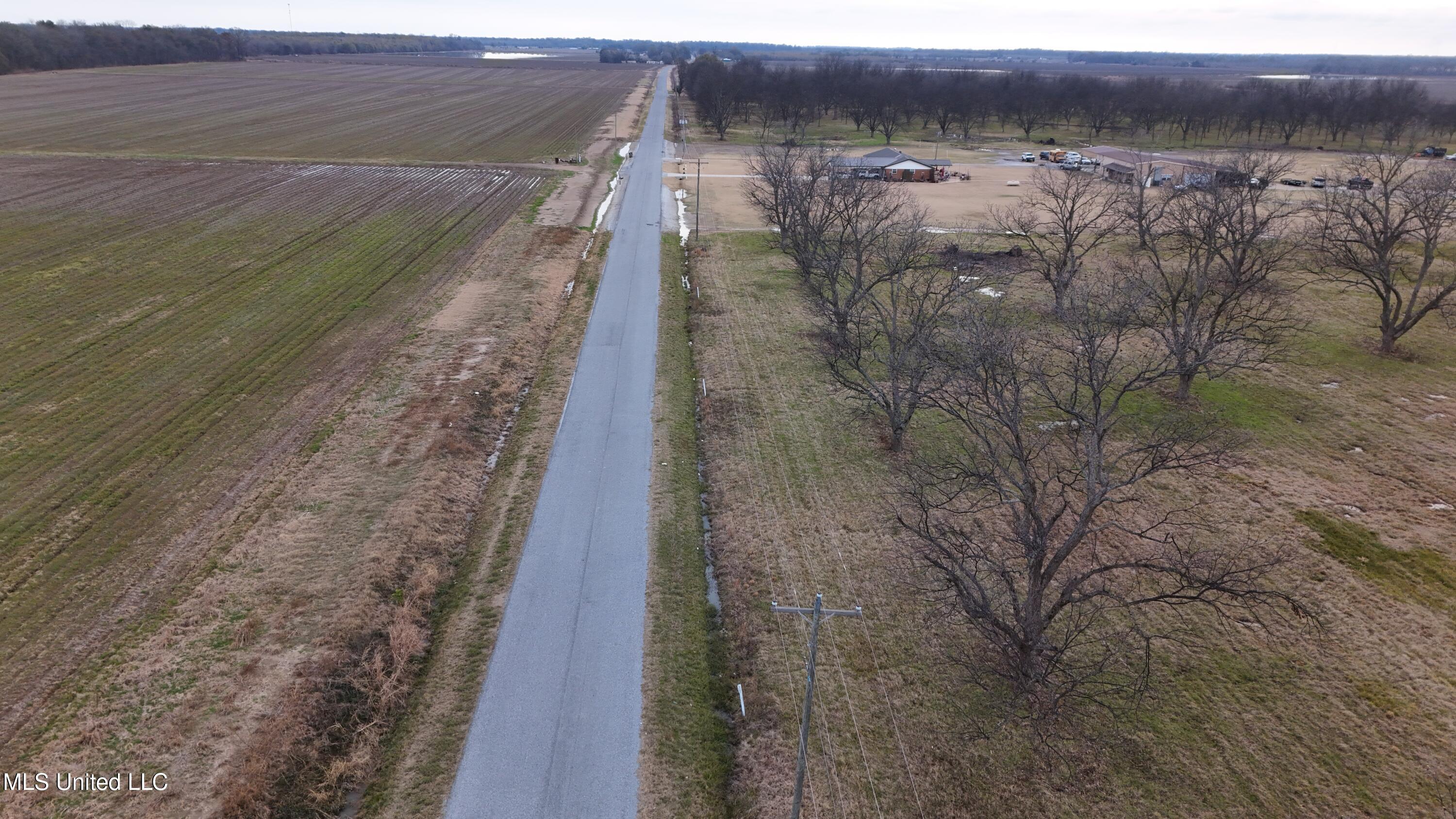 Interstate Road Property Photo 11