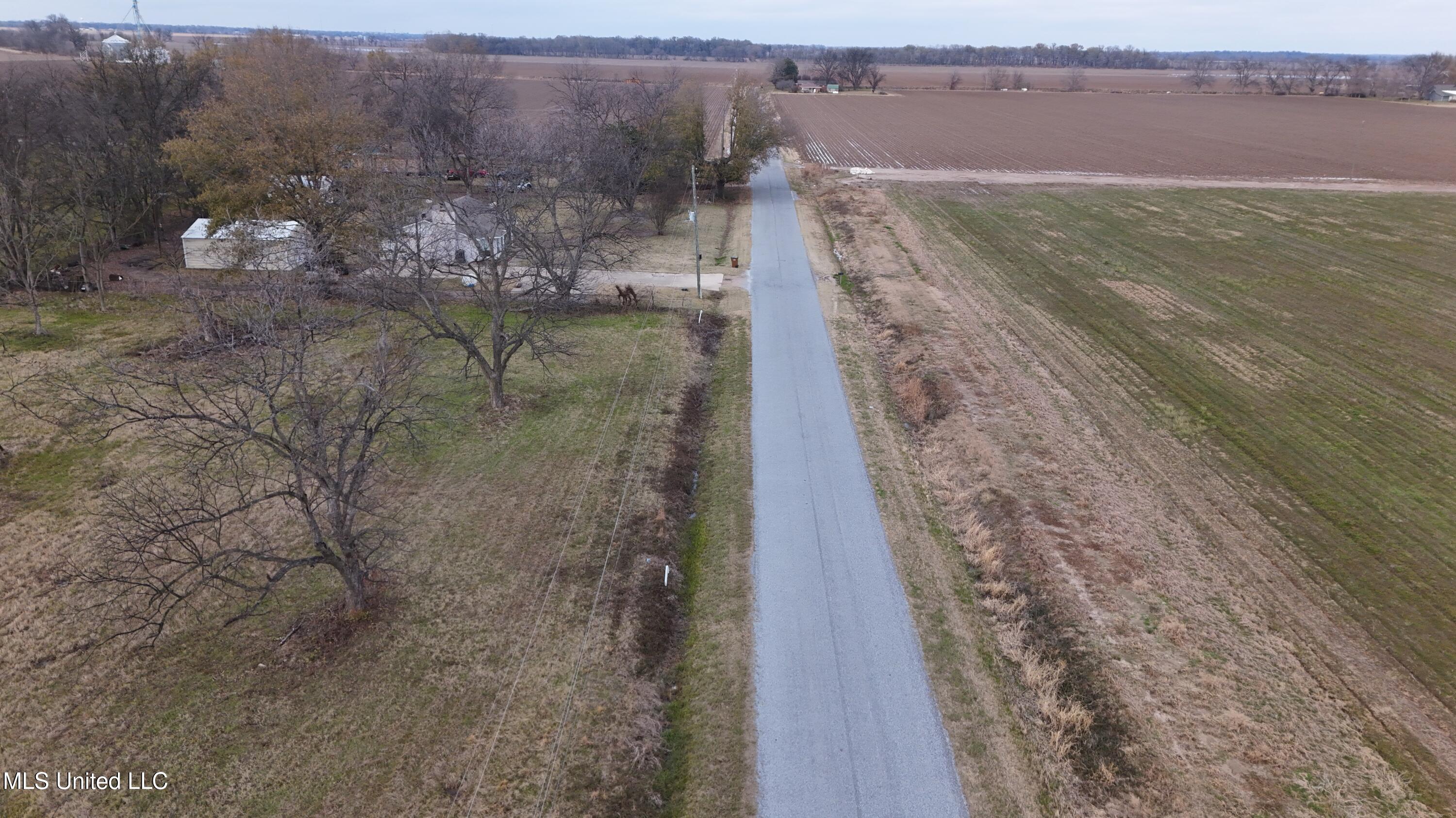 Interstate Road Property Photo 12