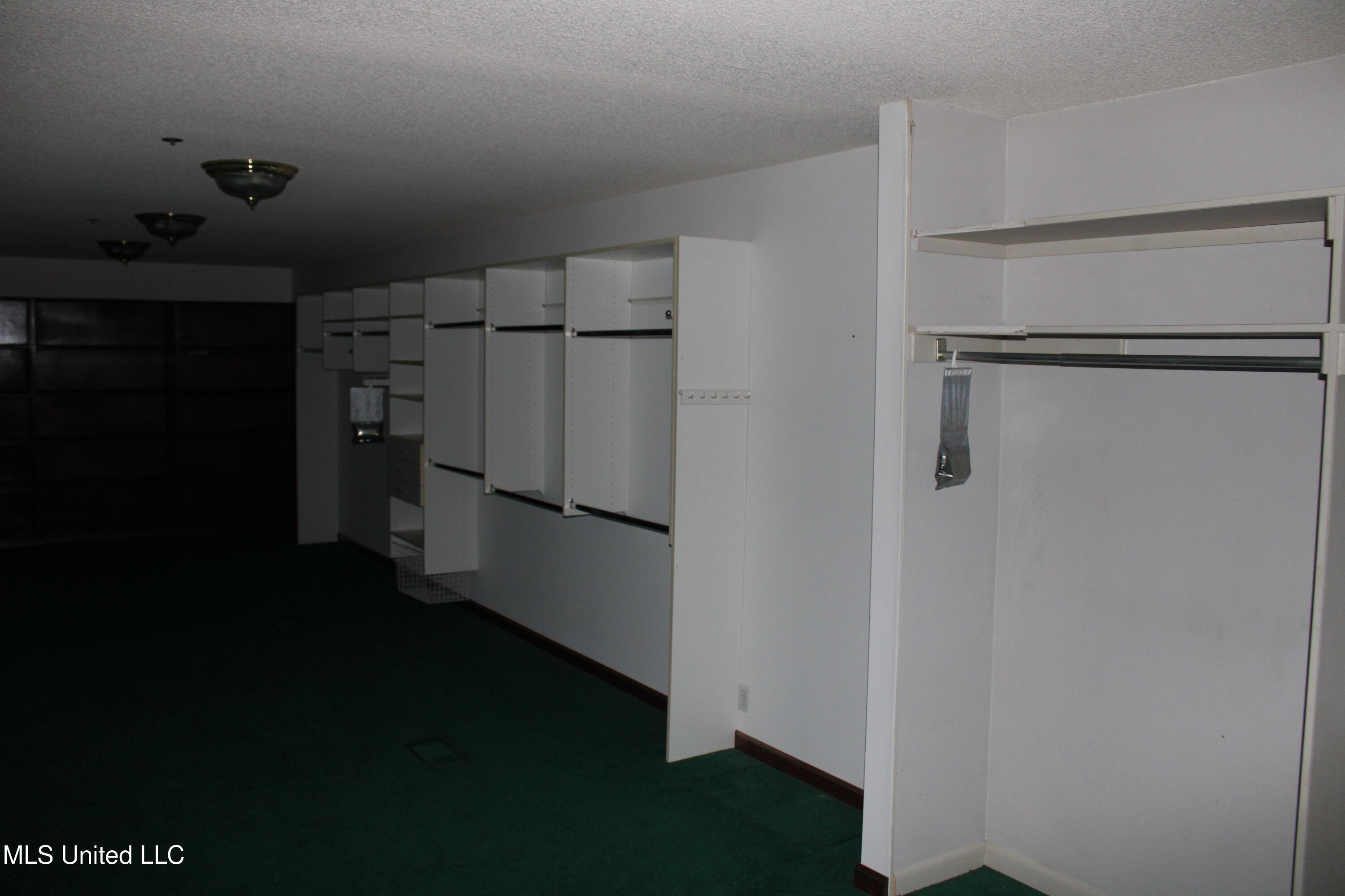 76 Peach Tree Road Property Photo 22