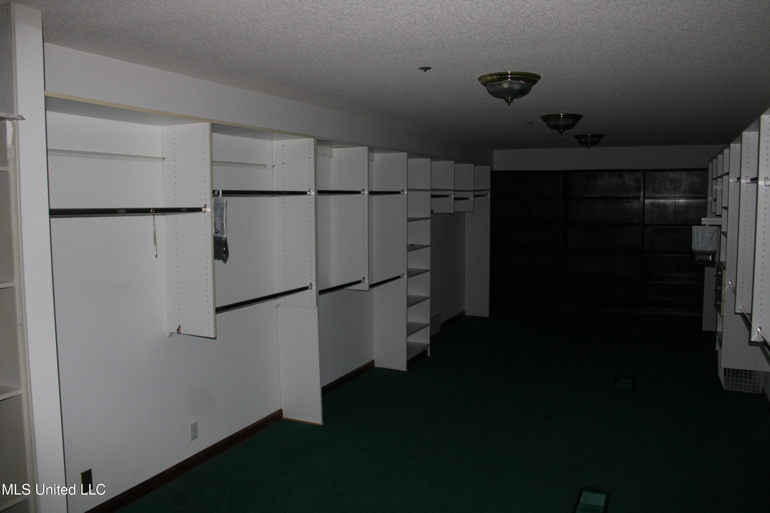 76 Peach Tree Road Property Photo 23