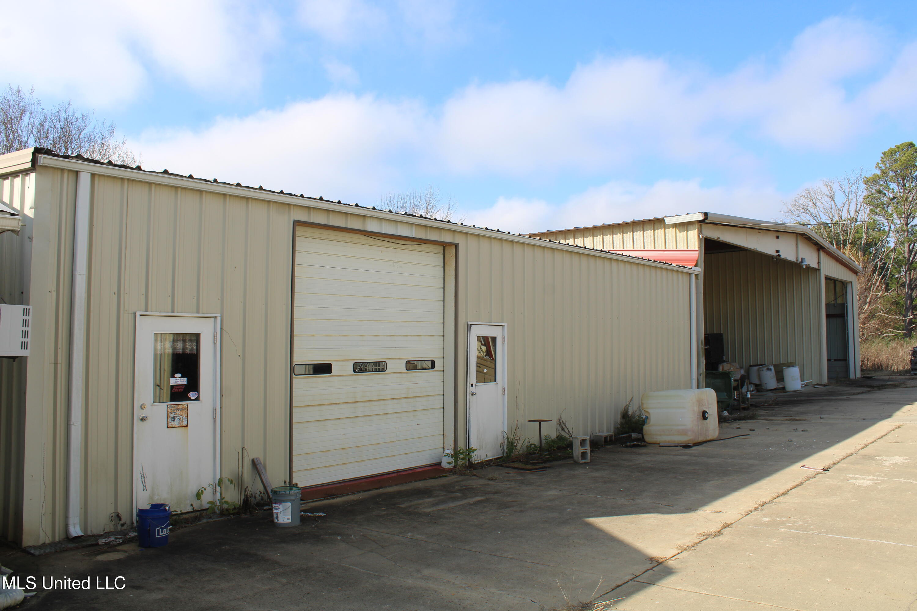 76 Peach Tree Road Property Photo 30
