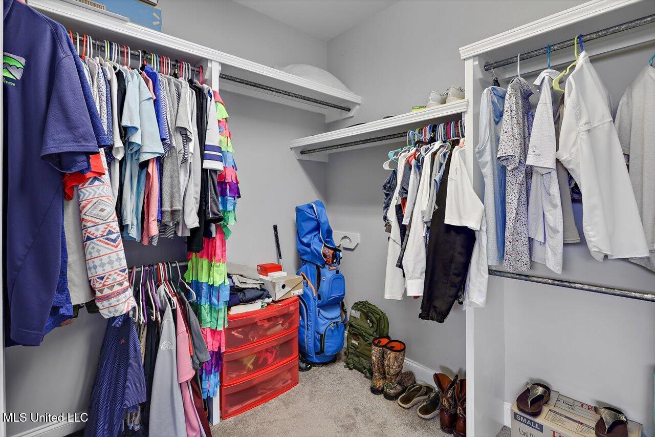 153 Hampton Hills Boulevard Property Photo 18