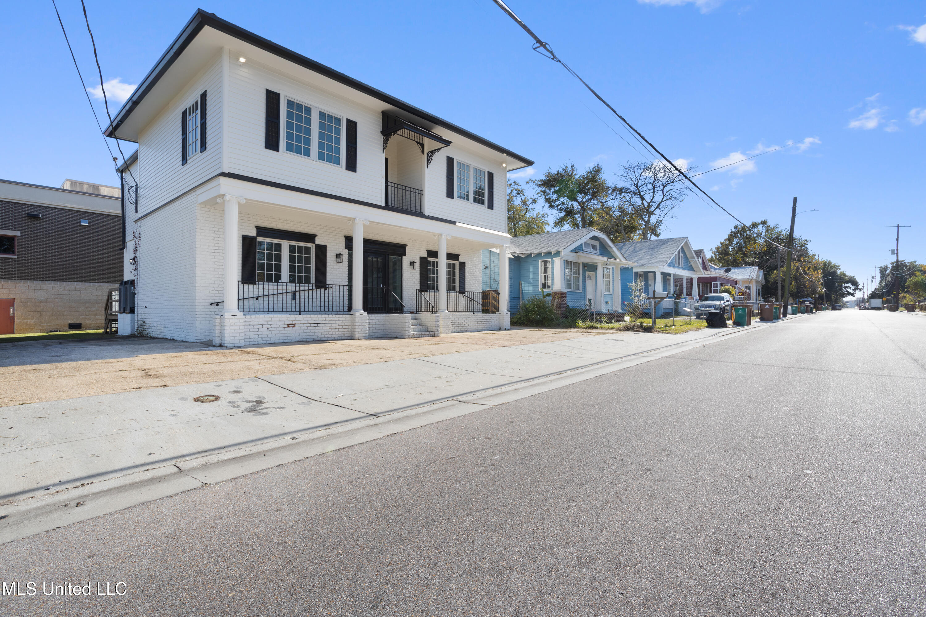 282 Lameuse Street Property Photo 7