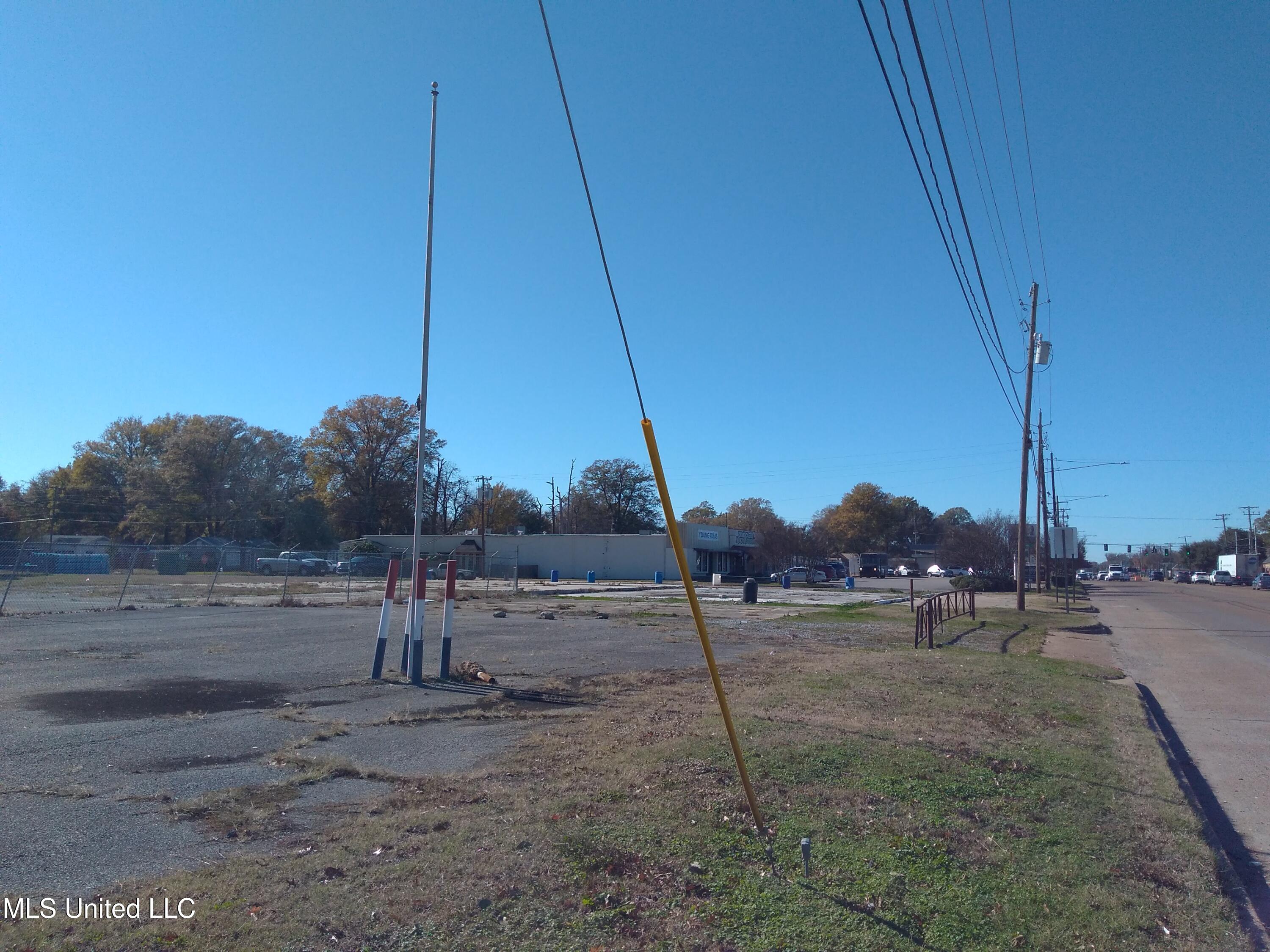 E 82 Highway Property Photo 8