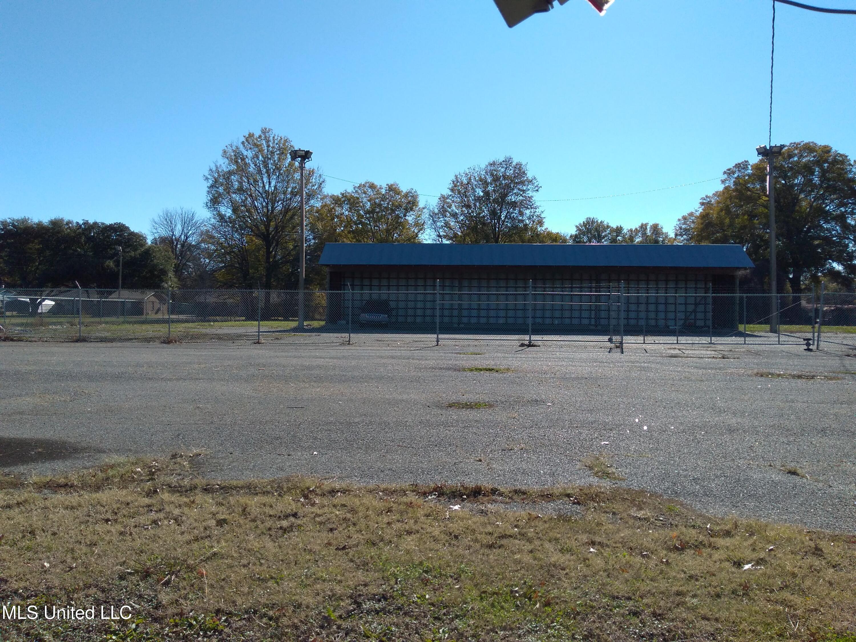 E 82 Highway Property Photo 9