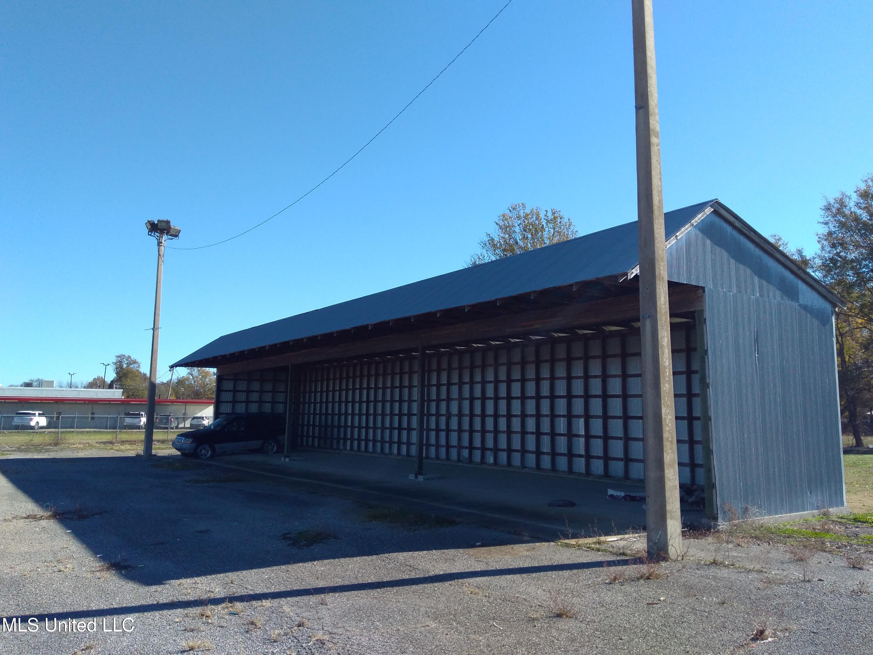 E 82 Highway Property Photo 13