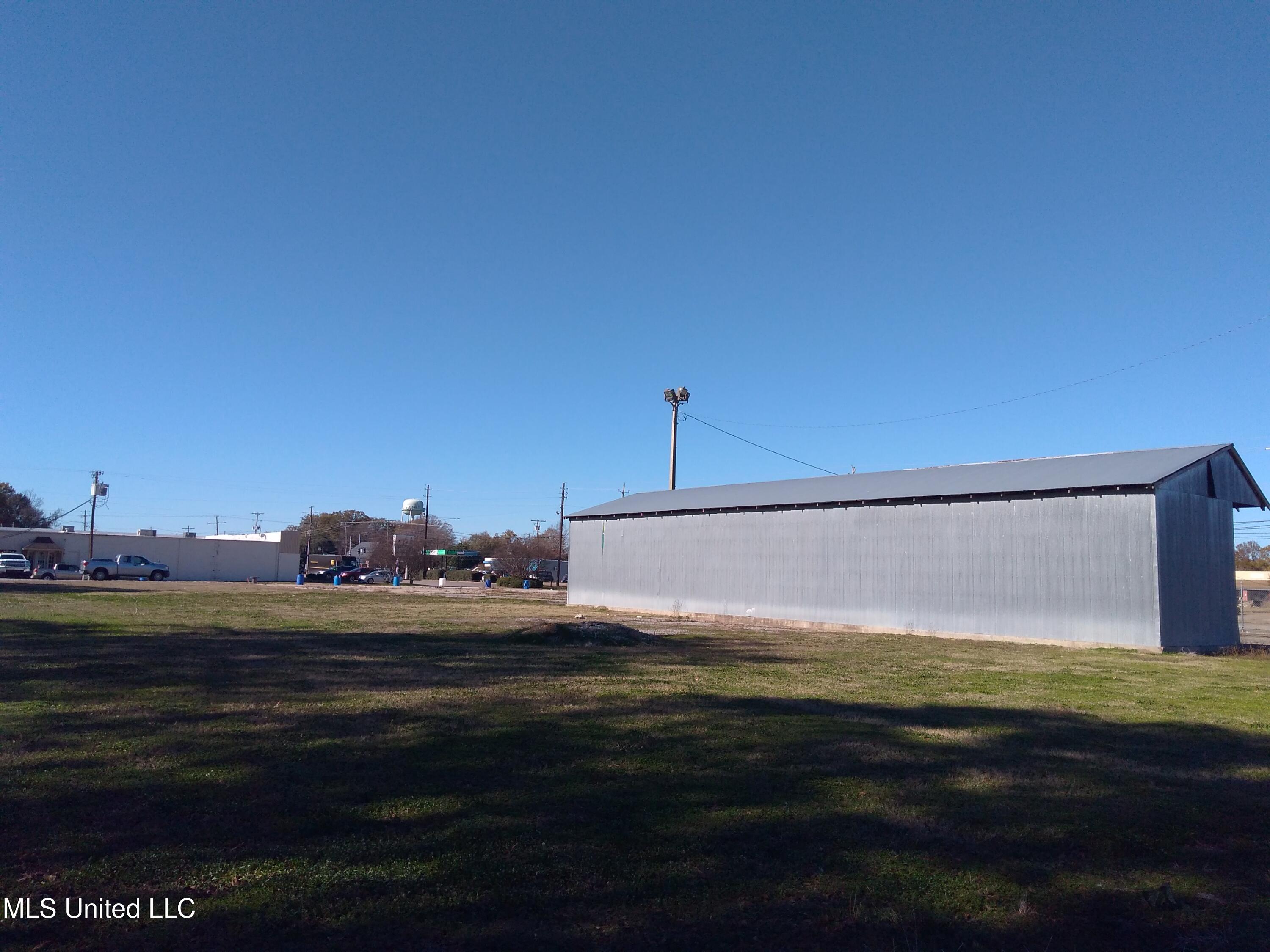 E 82 Highway Property Photo 19