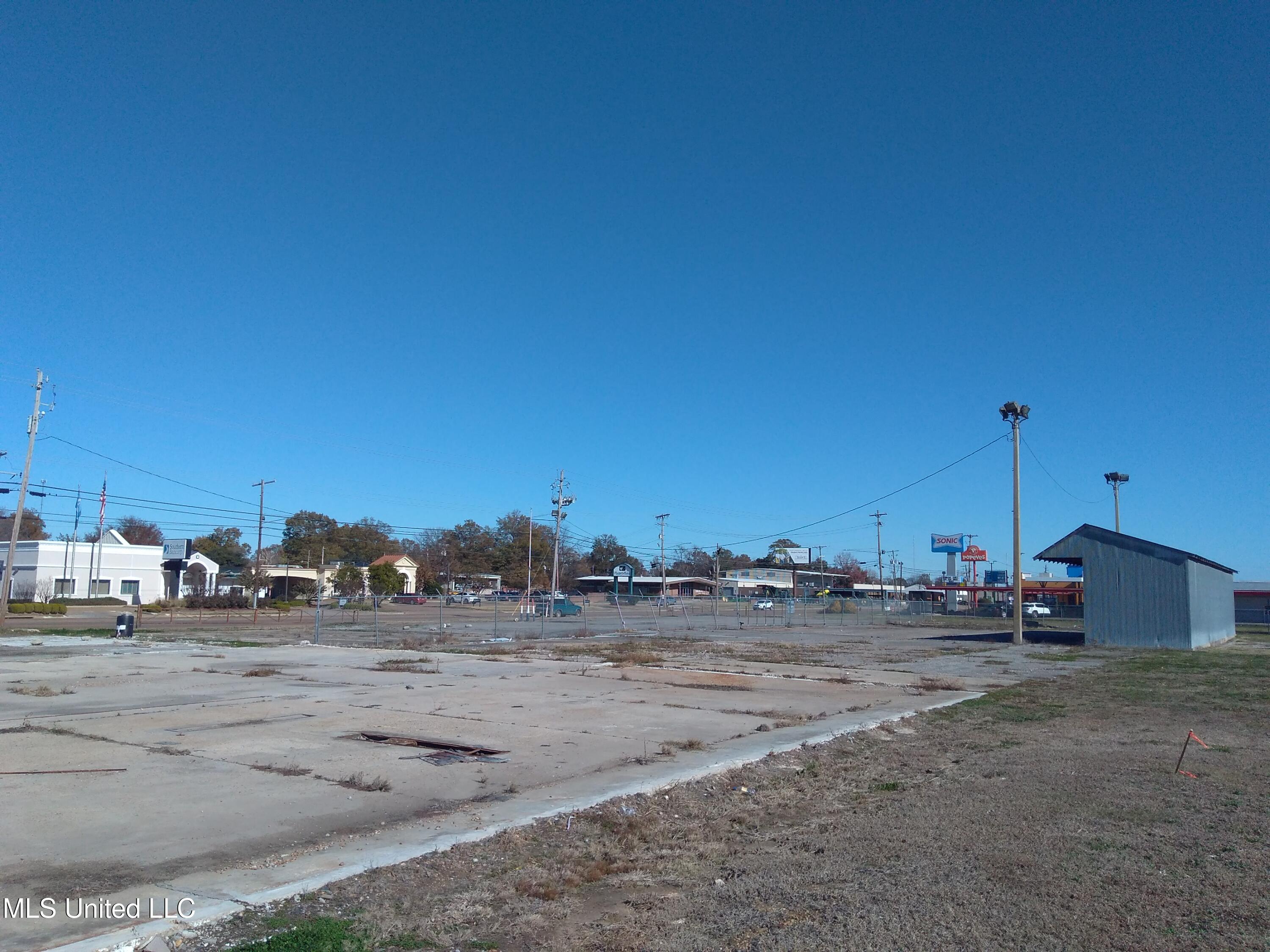 E 82 Highway Property Photo 25