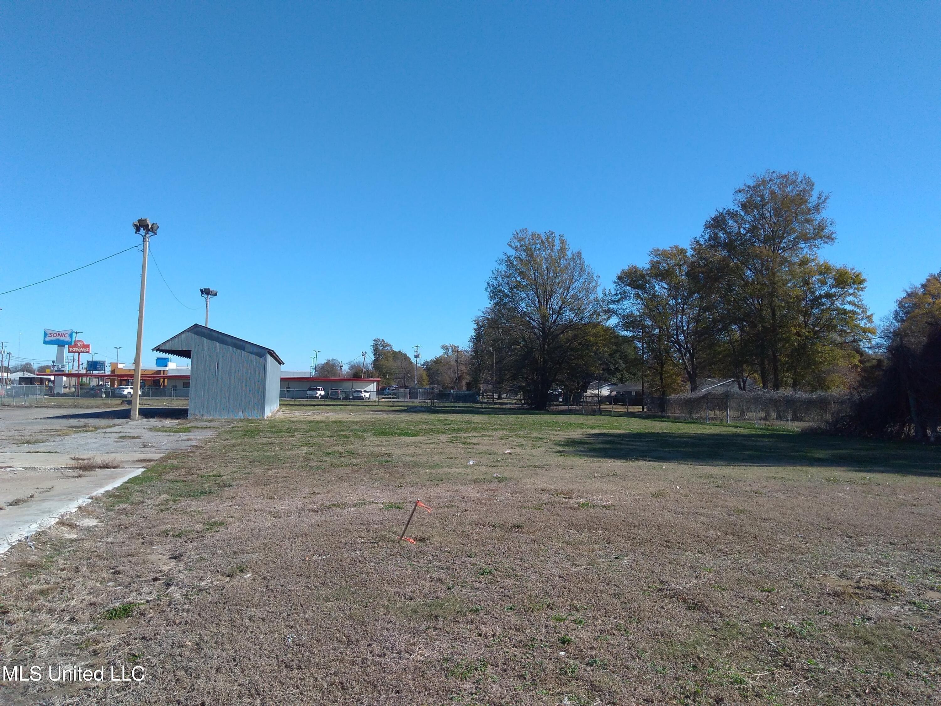 E 82 Highway Property Photo 26