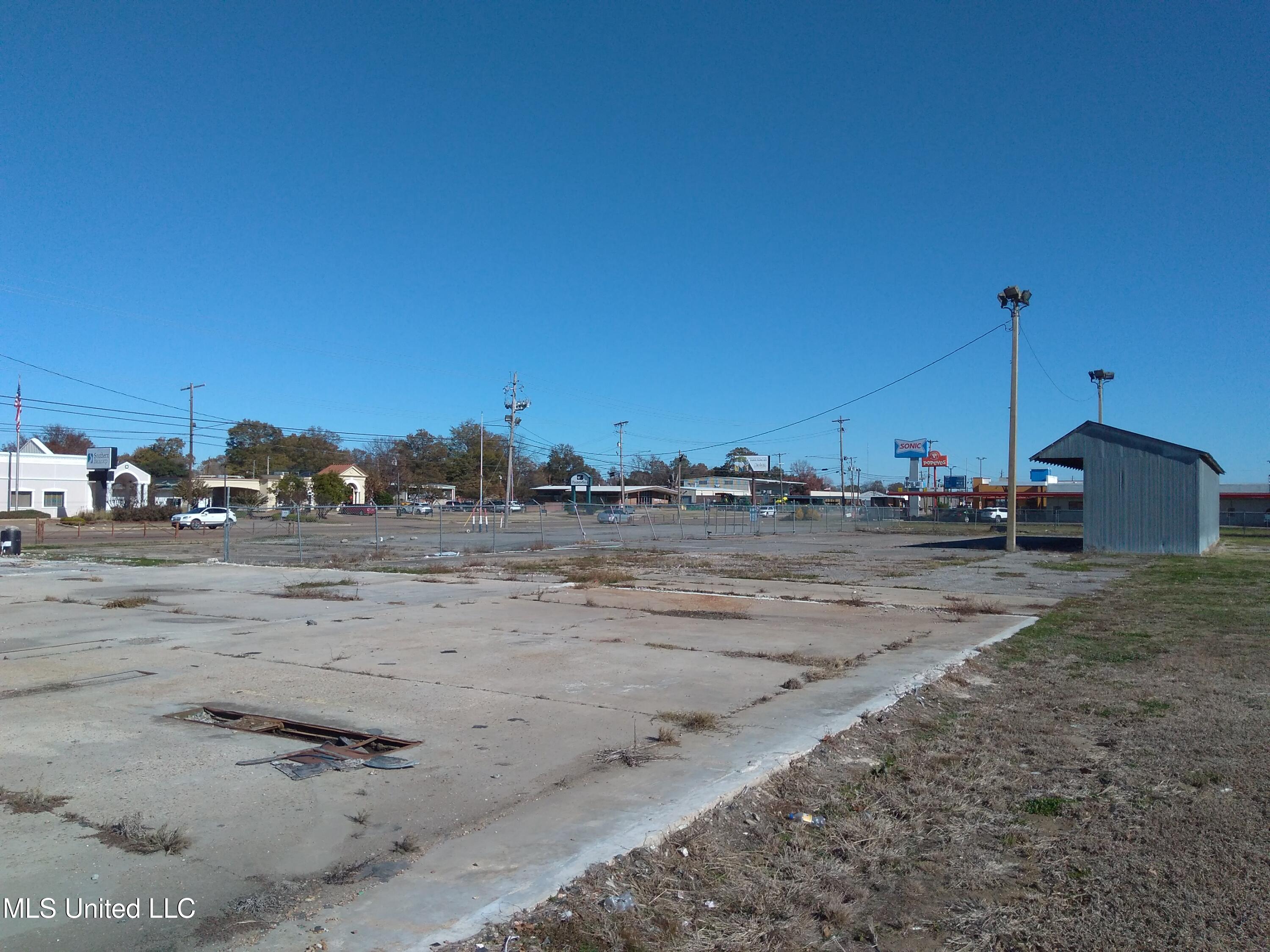E 82 Highway Property Photo 27