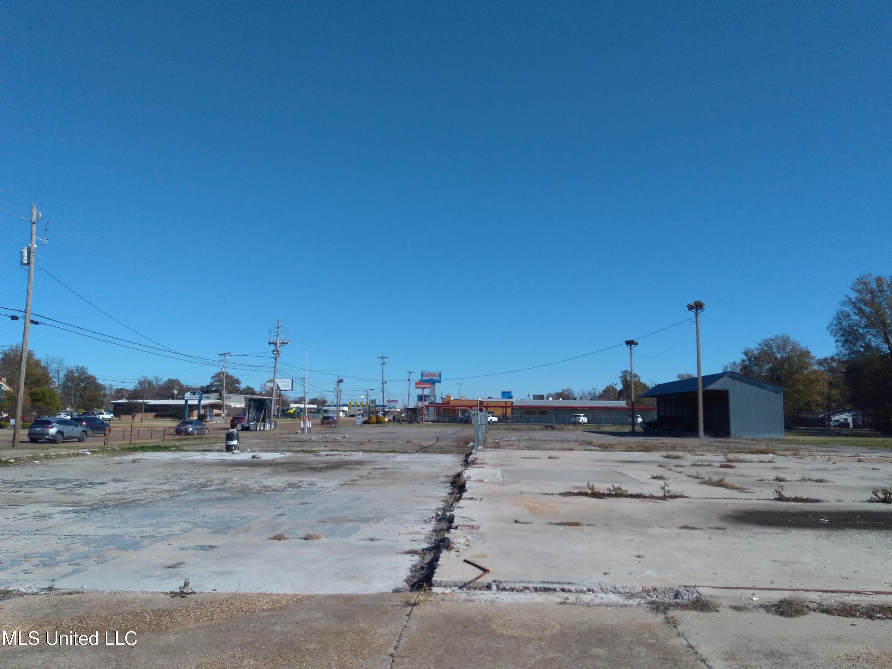 E 82 Highway Property Photo 31