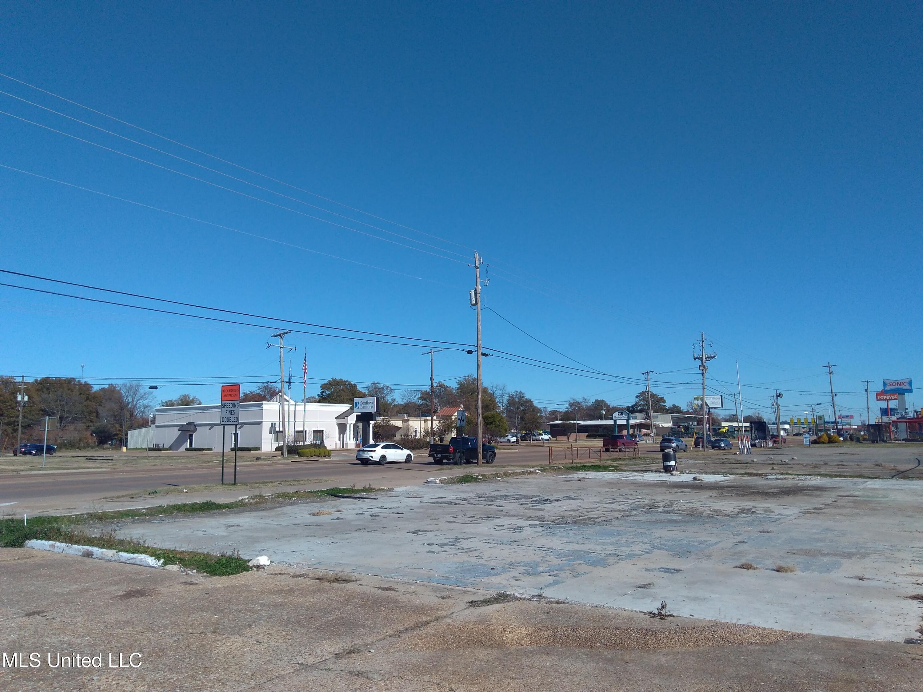 E 82 Highway Property Photo 32