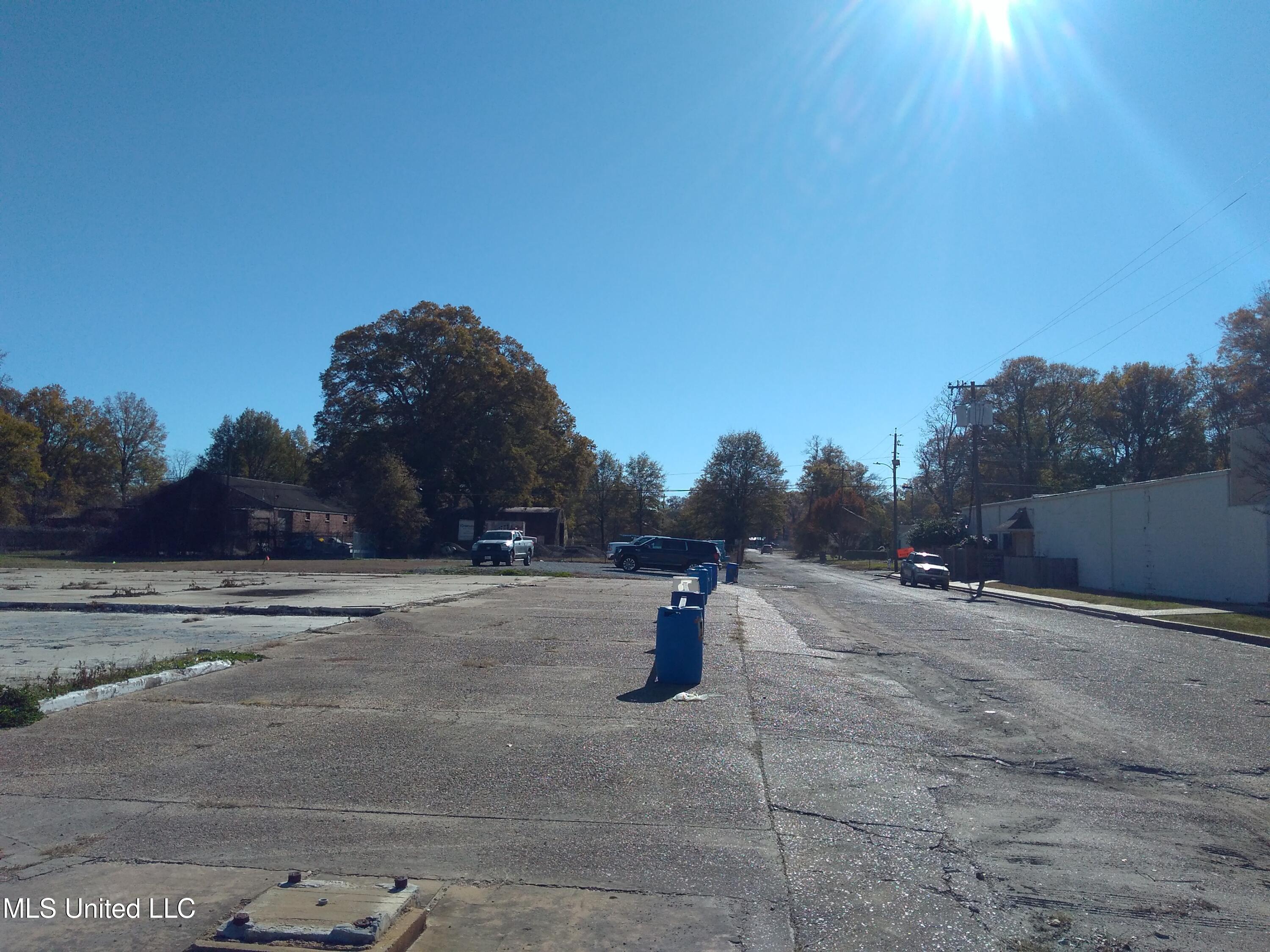 E 82 Highway Property Photo 36