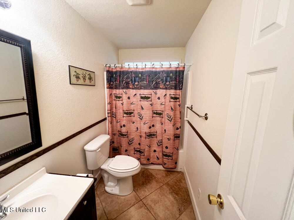 197 Burgundy Drive Property Photo 16