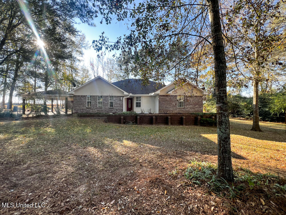 197 Burgundy Drive Property Photo 39