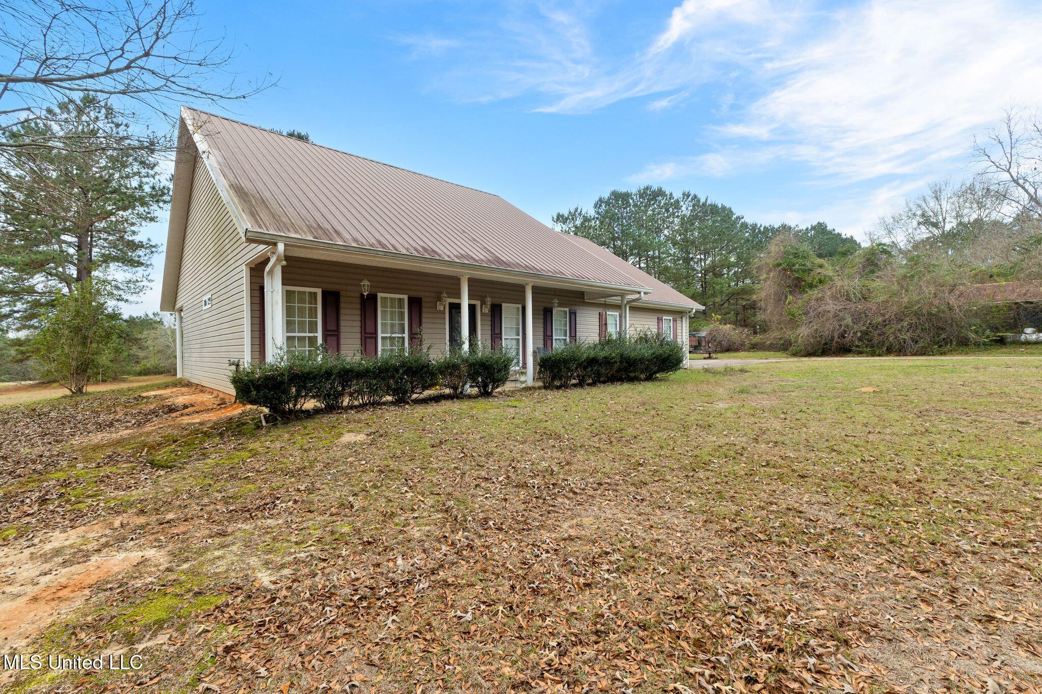 9 Albert Odom Drive Property Photo 4