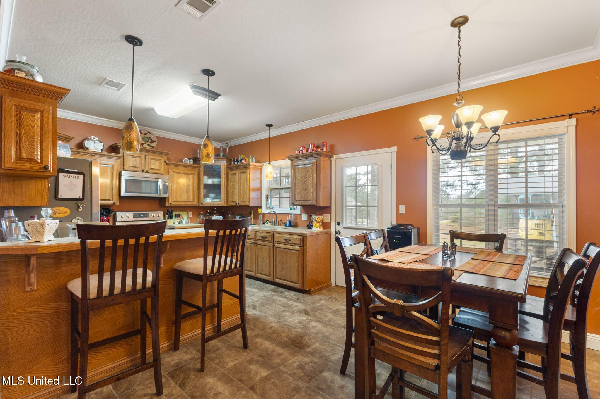 9 Albert Odom Drive Property Photo 11