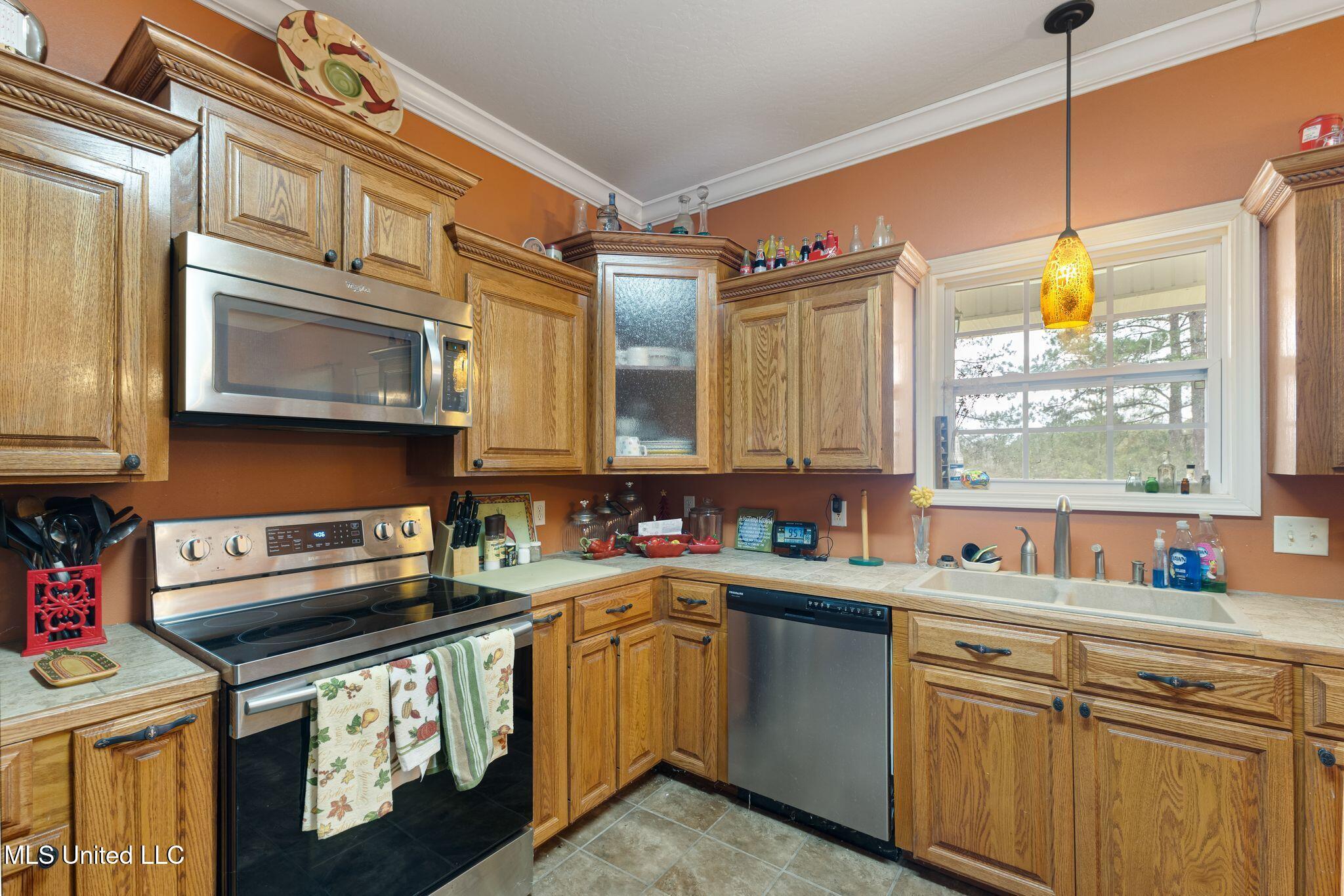 9 Albert Odom Drive Property Photo 14