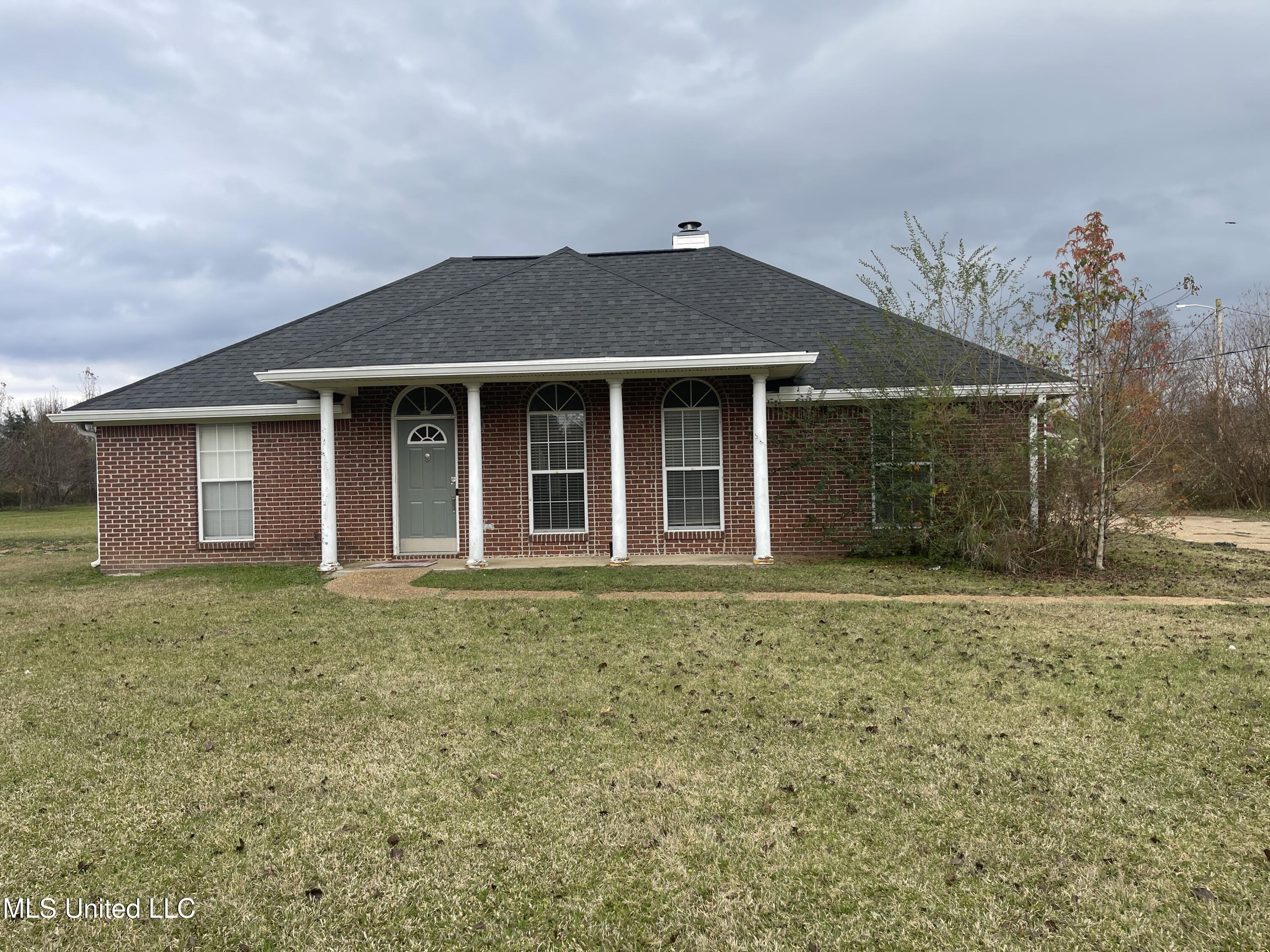 1840 Jack Johnson Road Property Photo 1