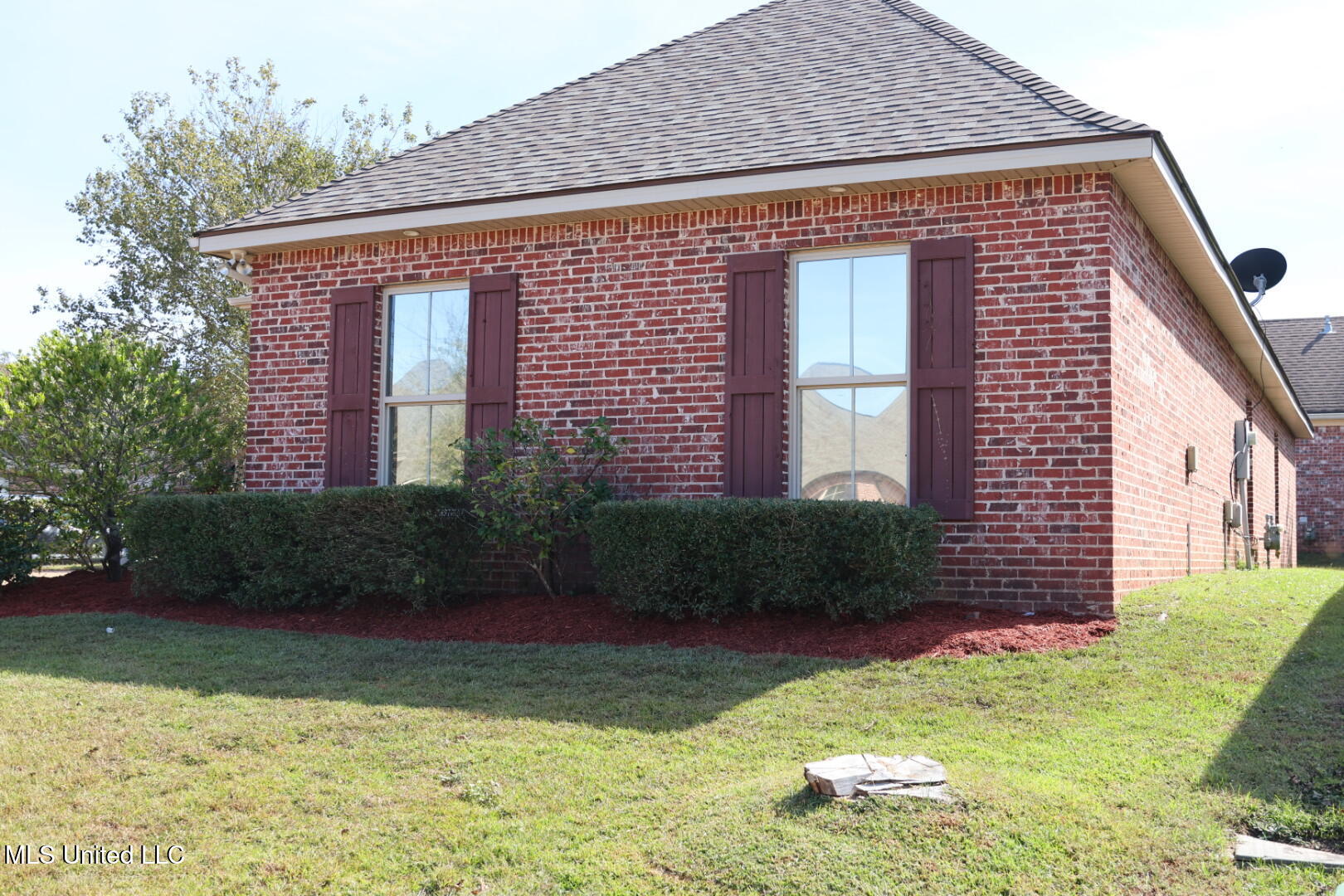 406 Providence Drive Property Photo 4
