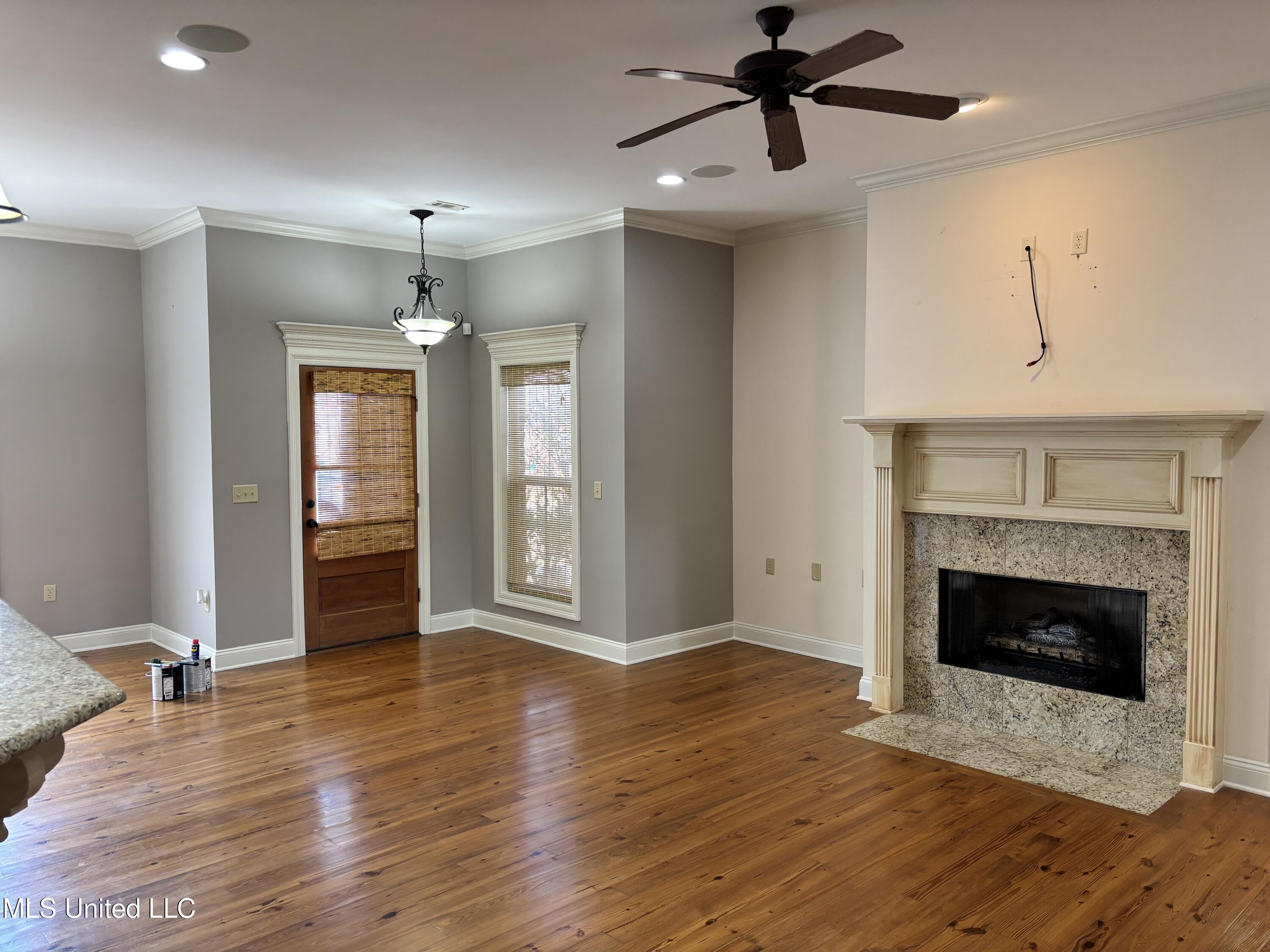 406 Providence Drive Property Photo 11