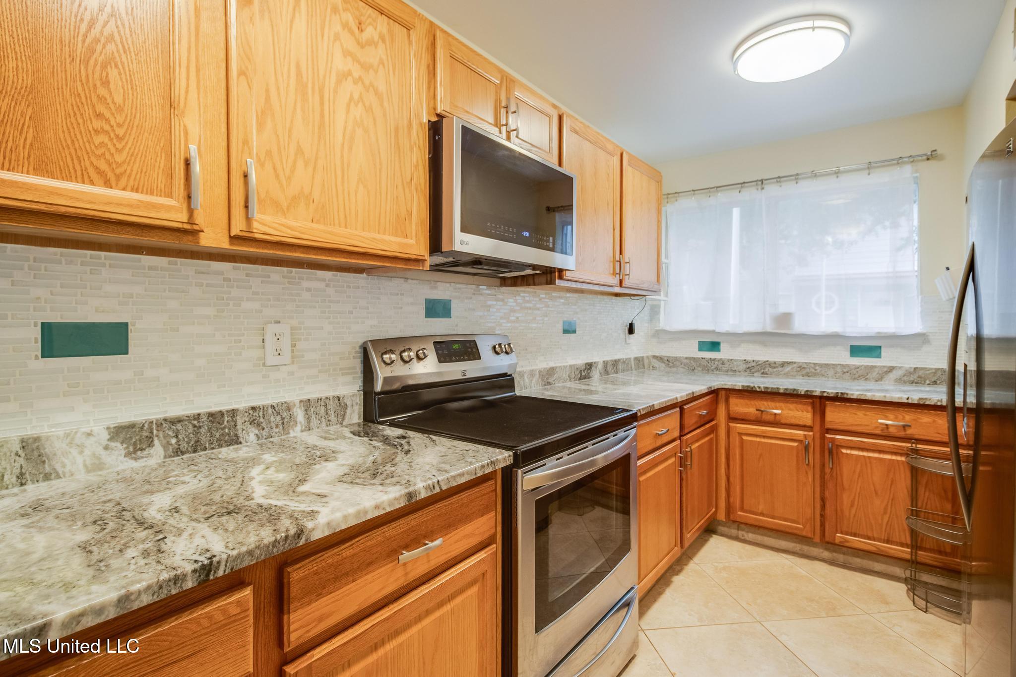 1664 Beach Boulevard Property Photo 4