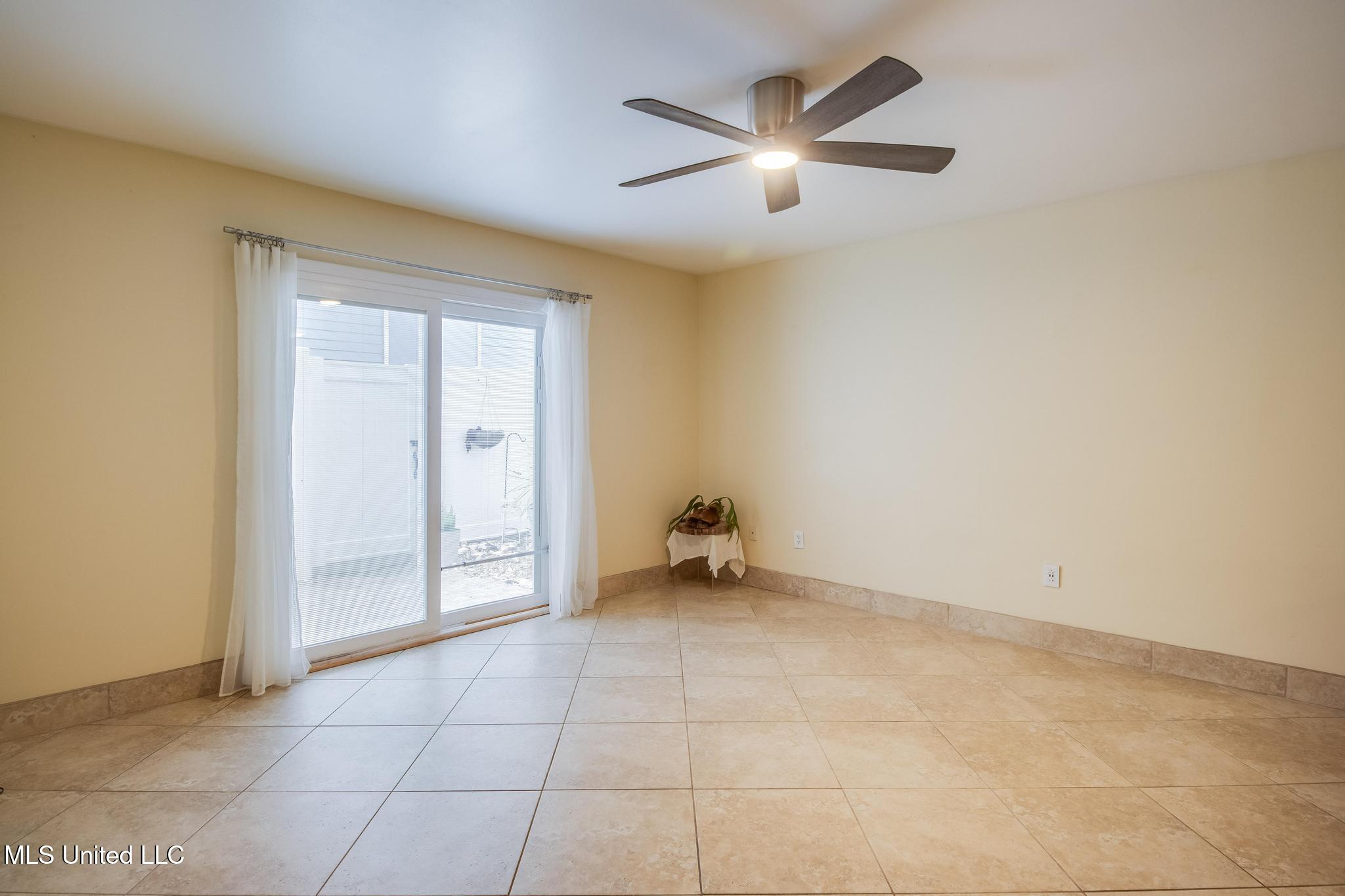 1664 Beach Boulevard Property Photo 9