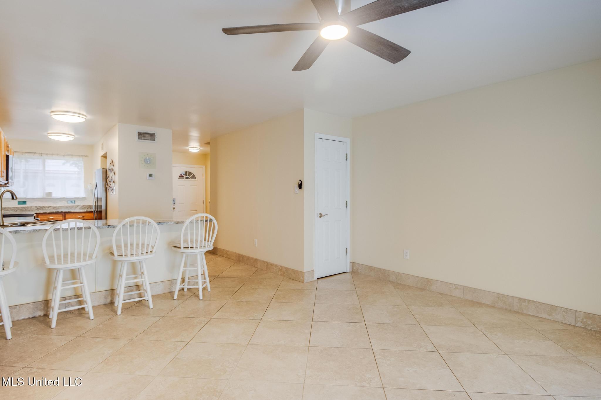 1664 Beach Boulevard Property Photo 10