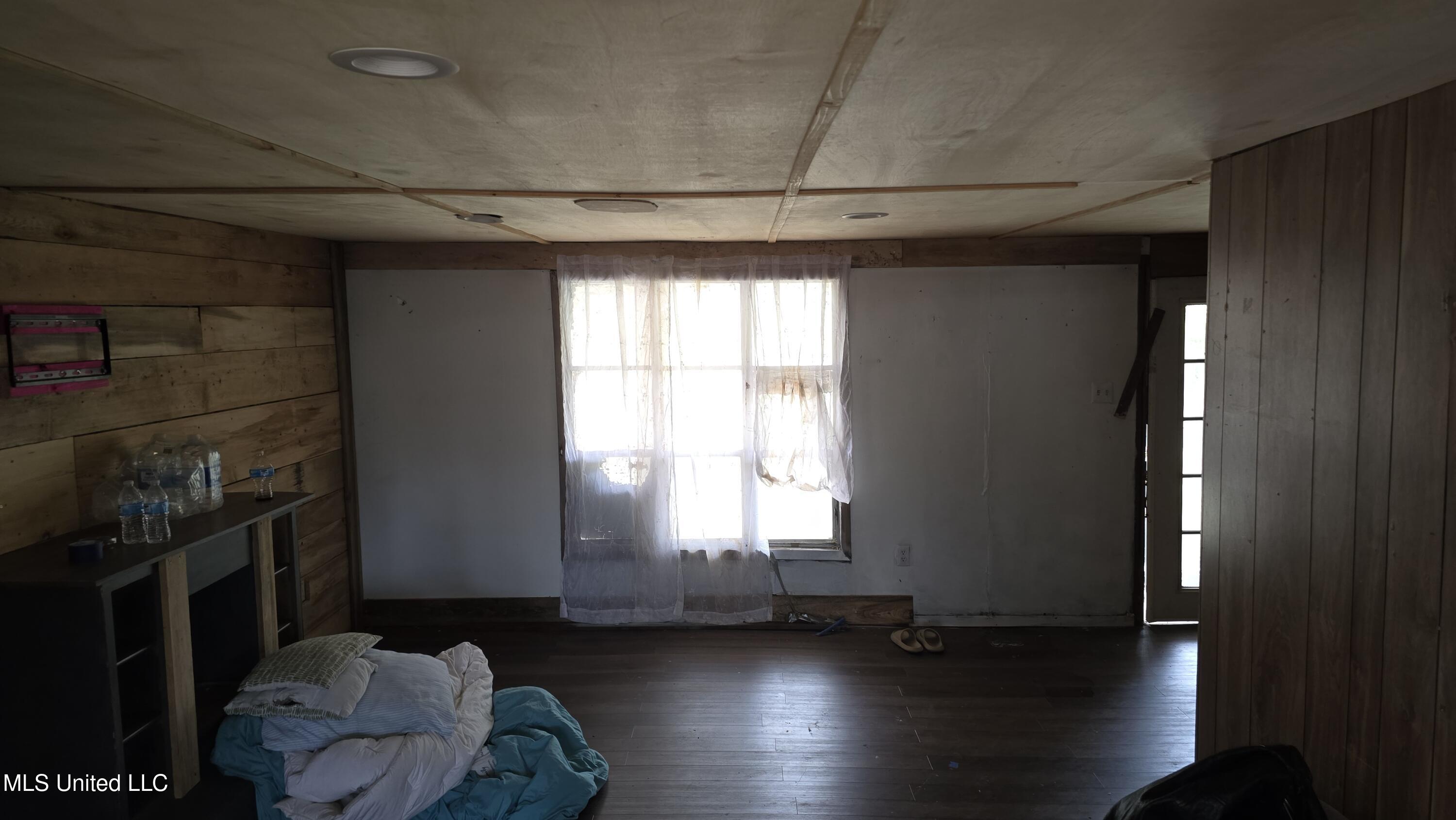 6427 Highway 33 Property Photo 5