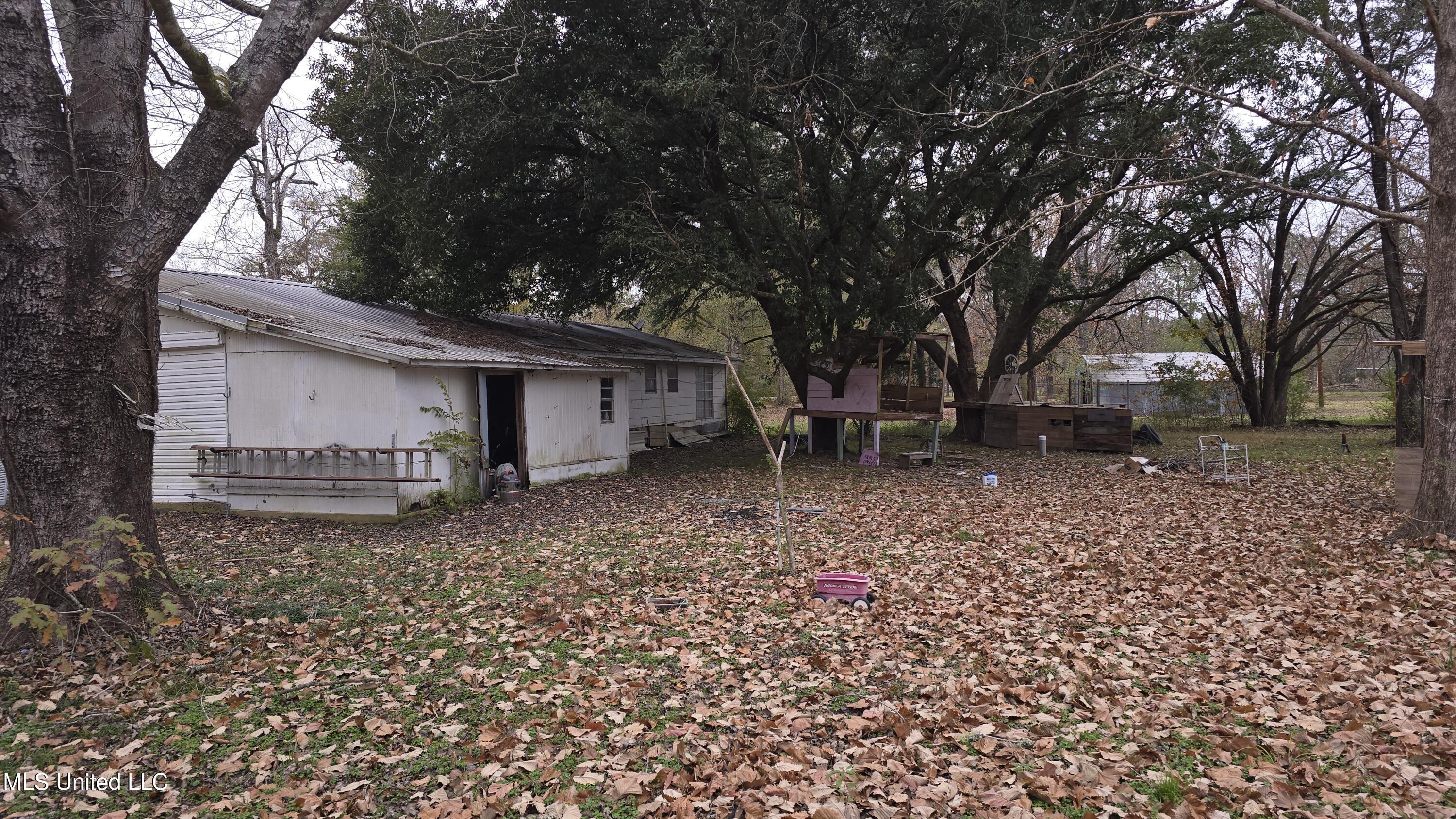 6427 Highway 33 Property Photo 19