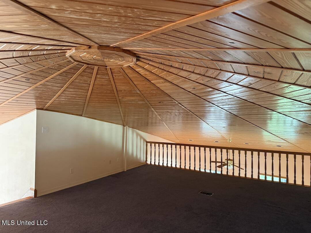 257 Magnolia Road Property Photo 6