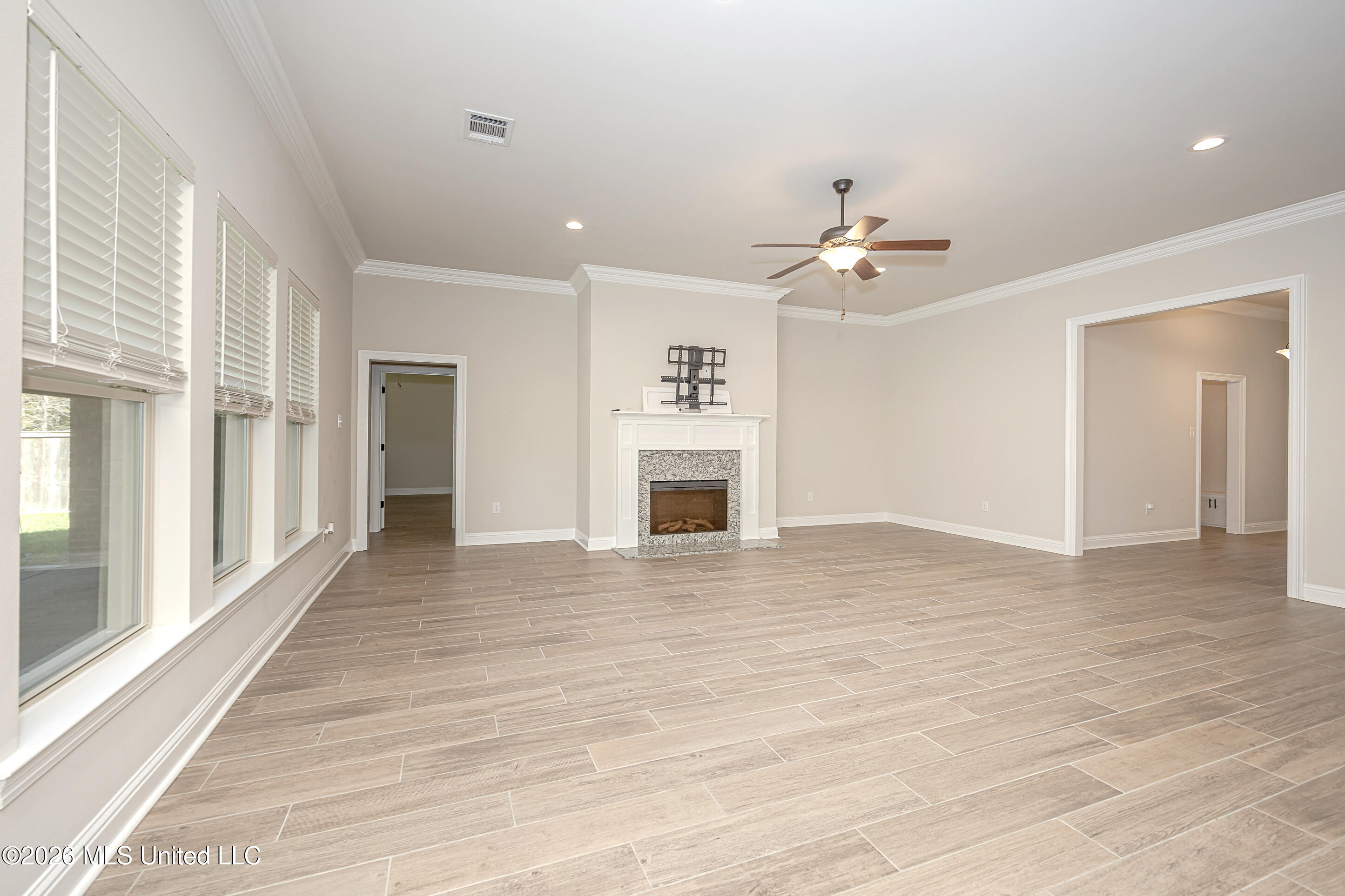 6995 Osprey Drive Property Photo 9
