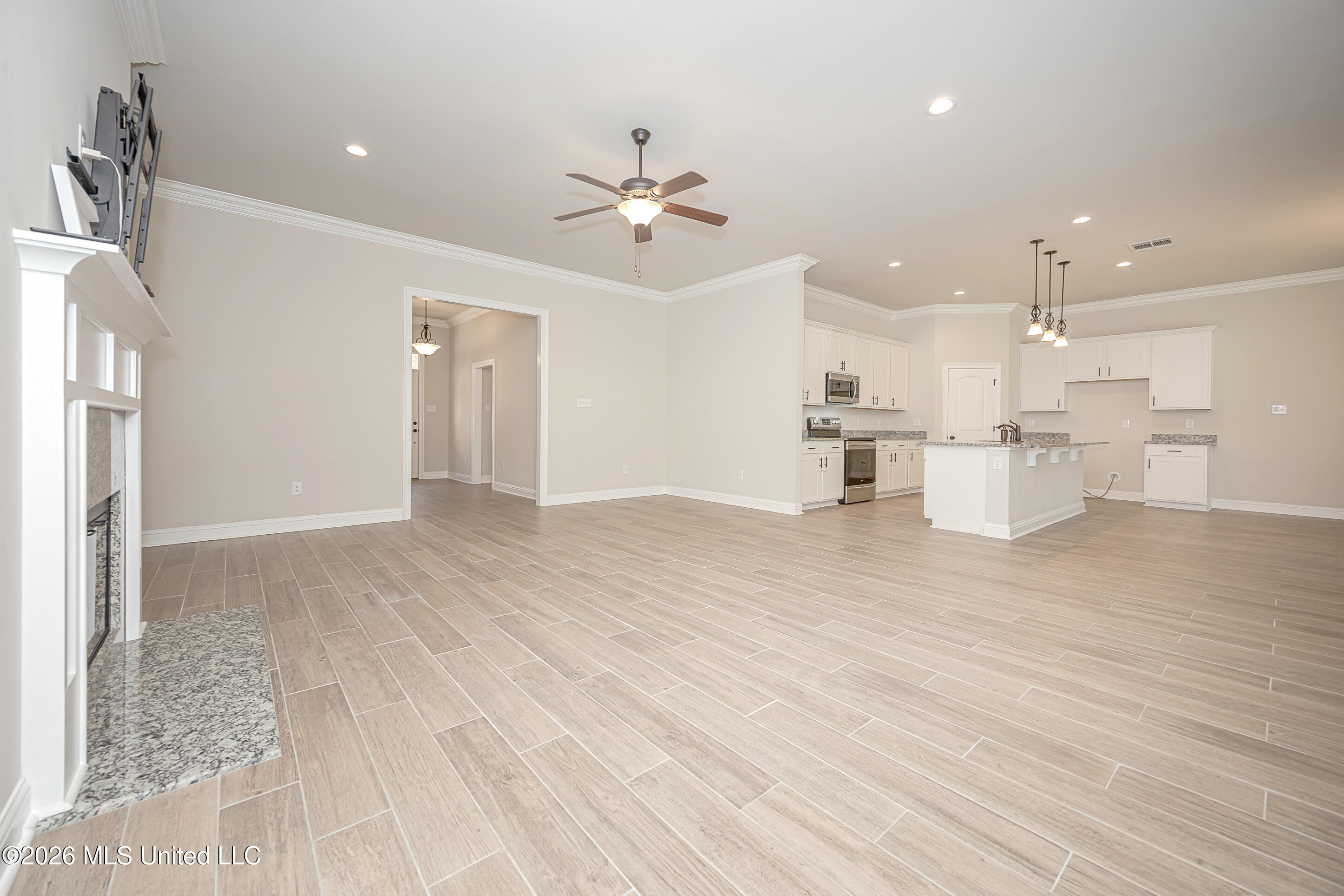 6995 Osprey Drive Property Photo 12