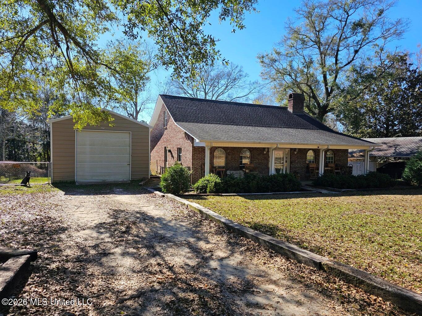 1738 Walton Avenue Property Photo 1