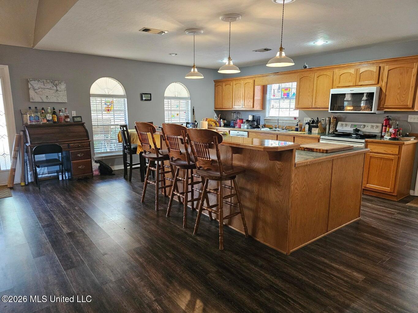1738 Walton Avenue Property Photo 6