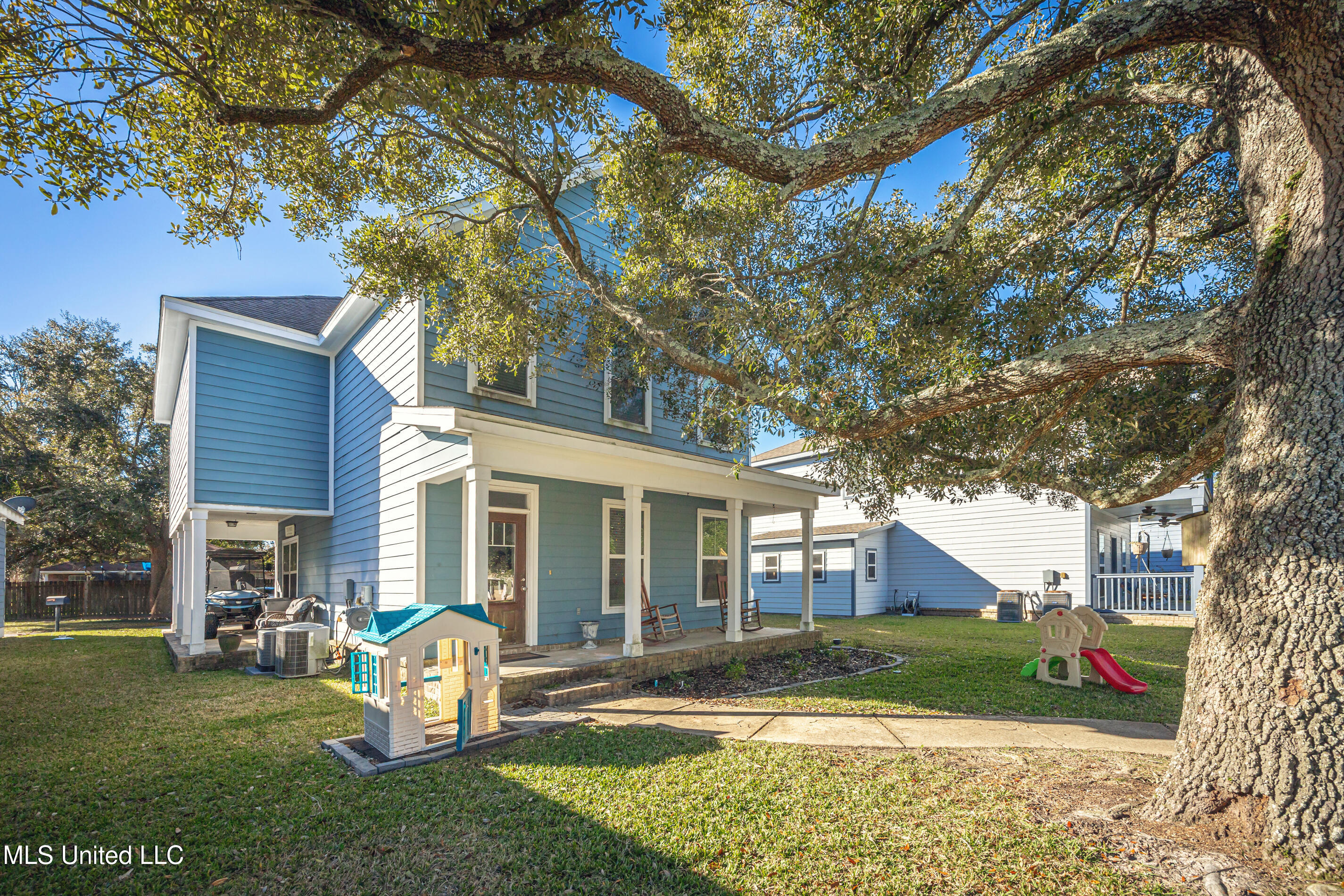 16 Sweetgrass Lane Property Photo 3