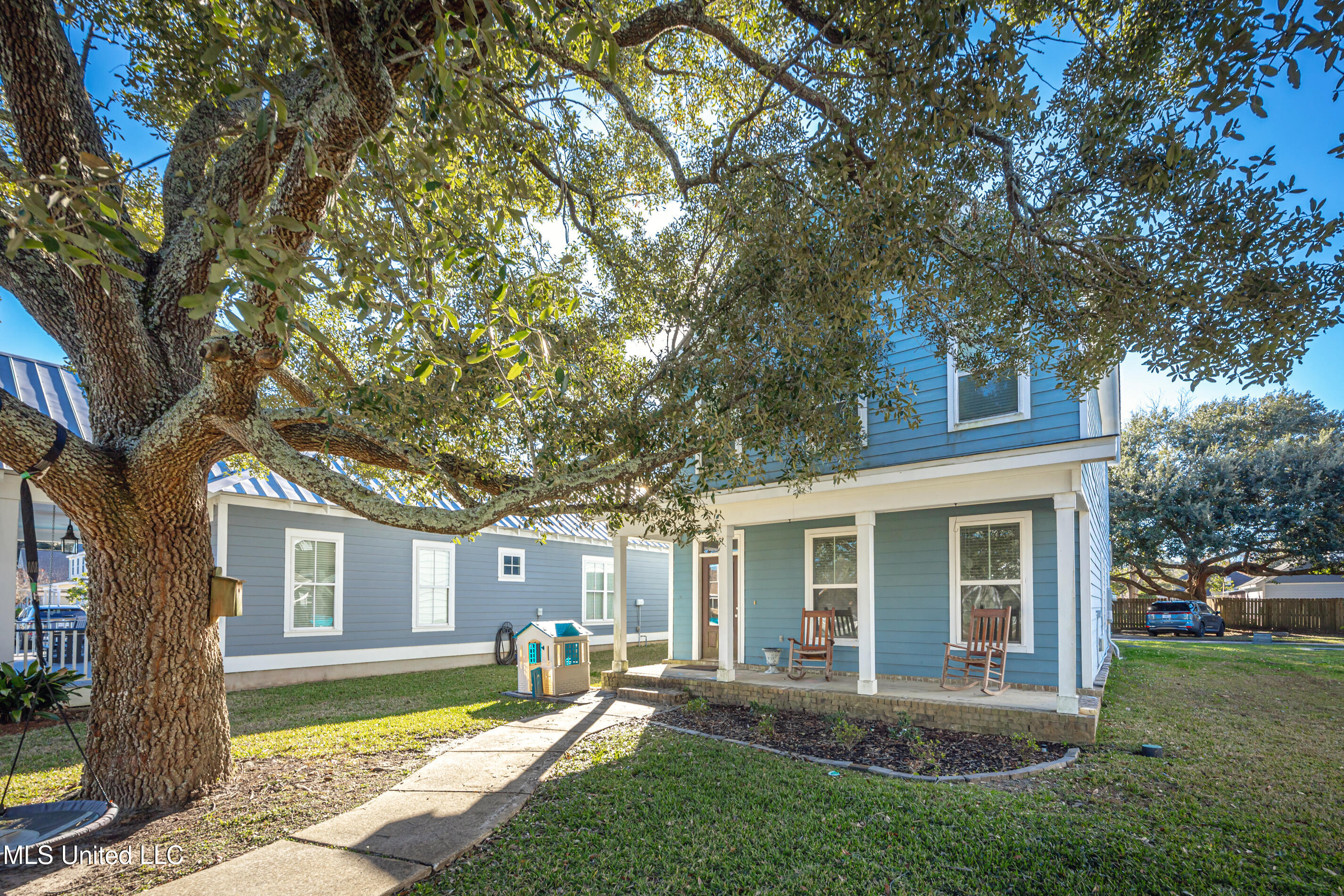 16 Sweetgrass Lane Property Photo 4