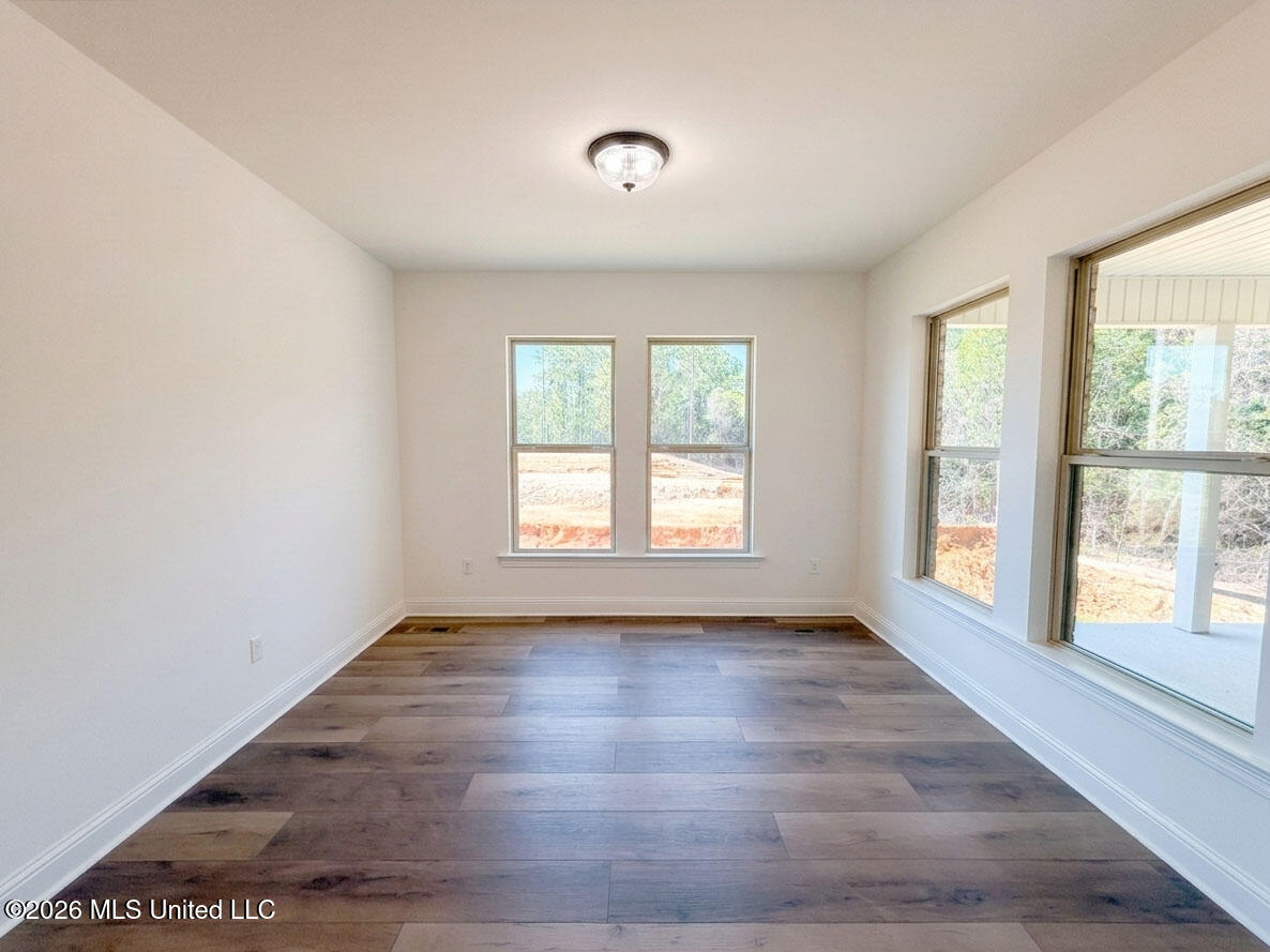 6017 Cardona Drive Property Photo 5