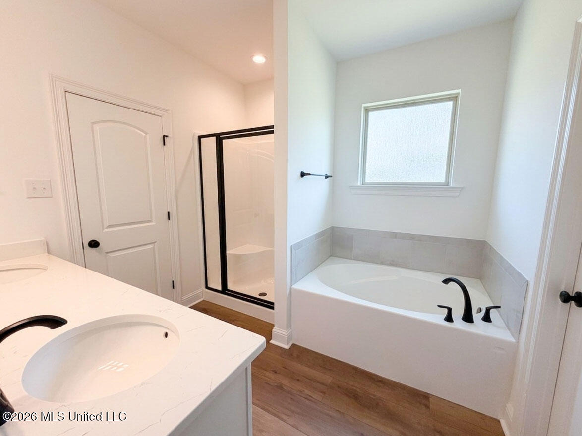 6017 Cardona Drive Property Photo 11