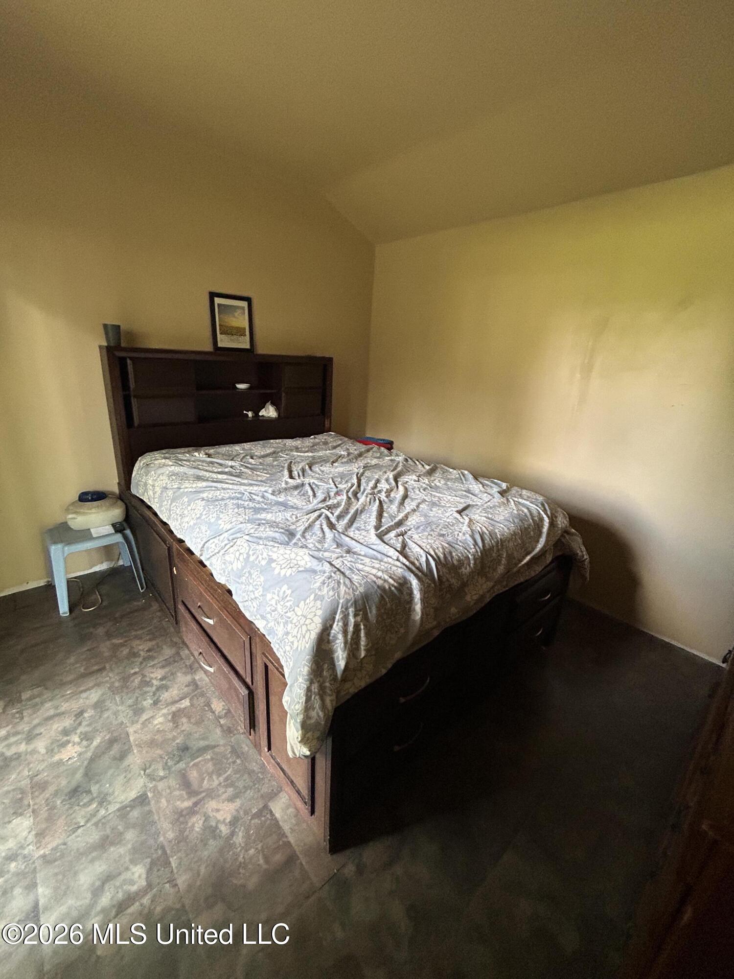1057 Oak Avenue Property Photo 15