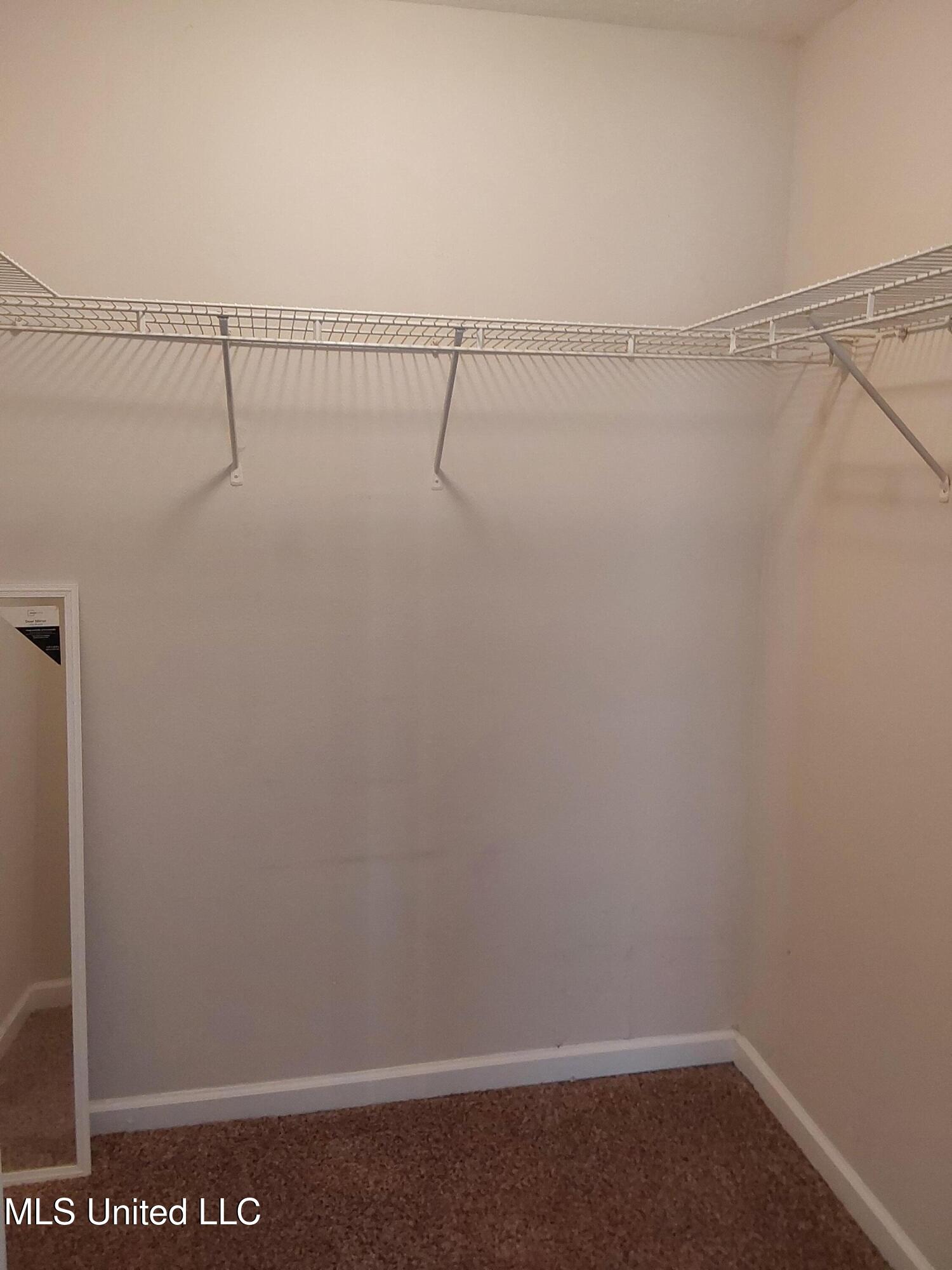 1120 A Century Oaks Drive Property Photo 27