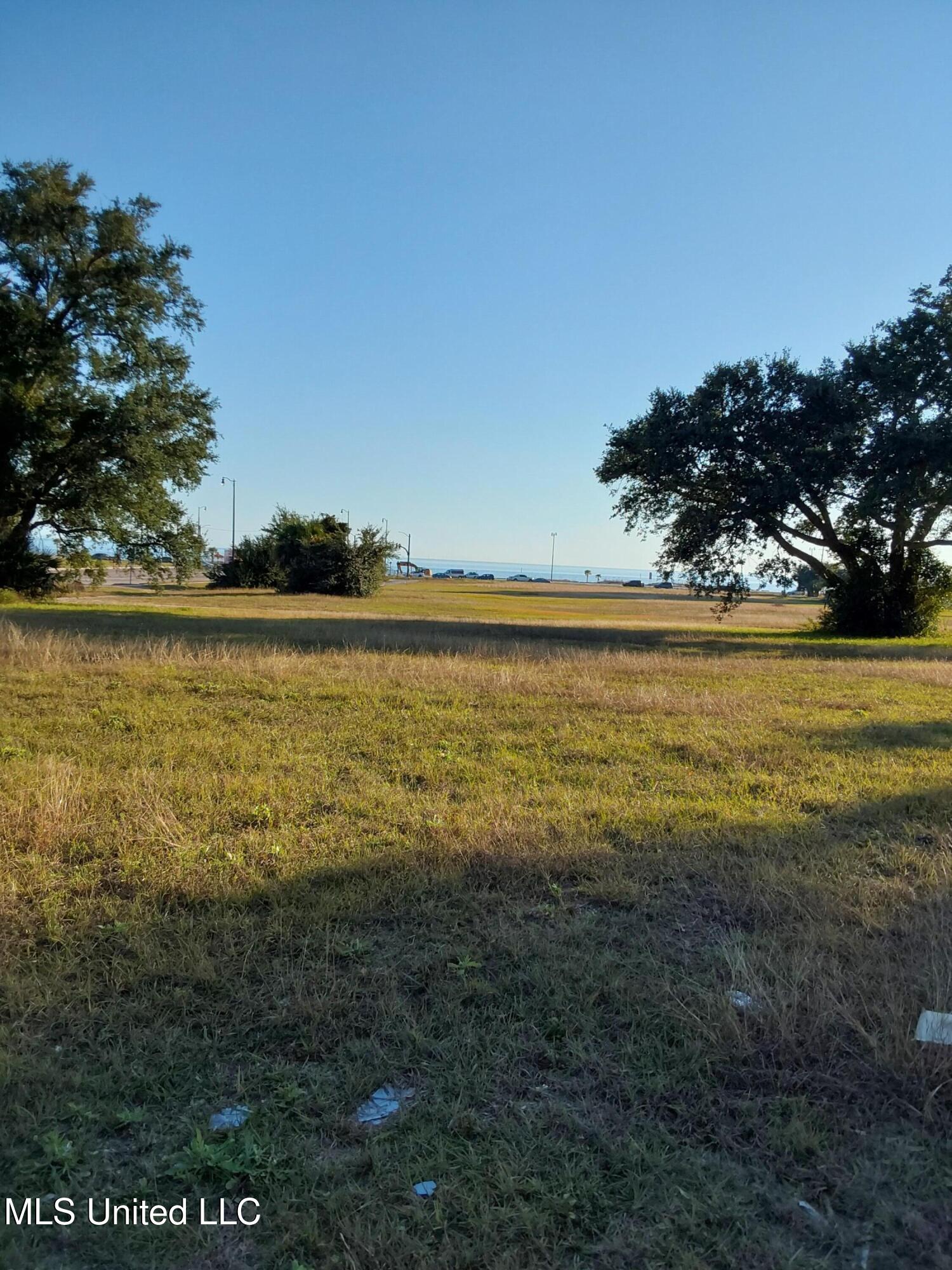 1120 A Century Oaks Drive Property Photo 40