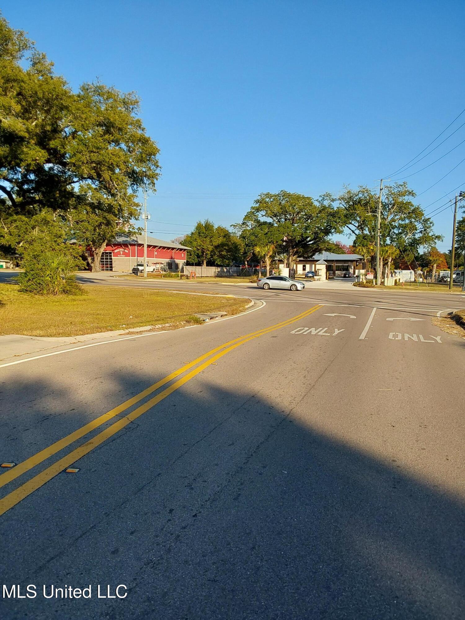 1120 A Century Oaks Drive Property Photo 41
