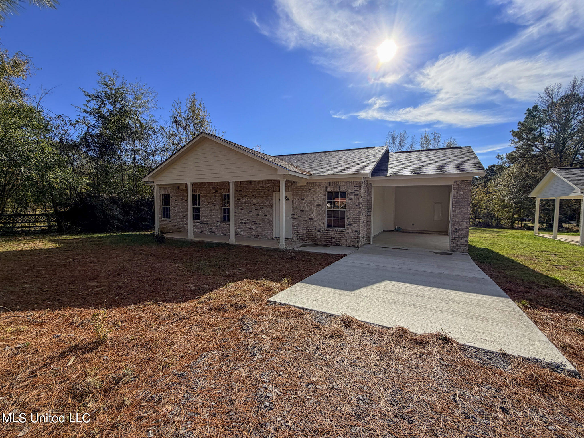 2860 Highway 184 Property Photo 2