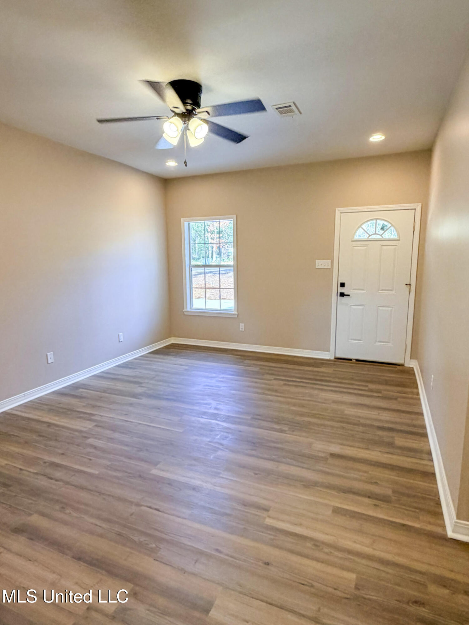 2860 Highway 184 Property Photo 5