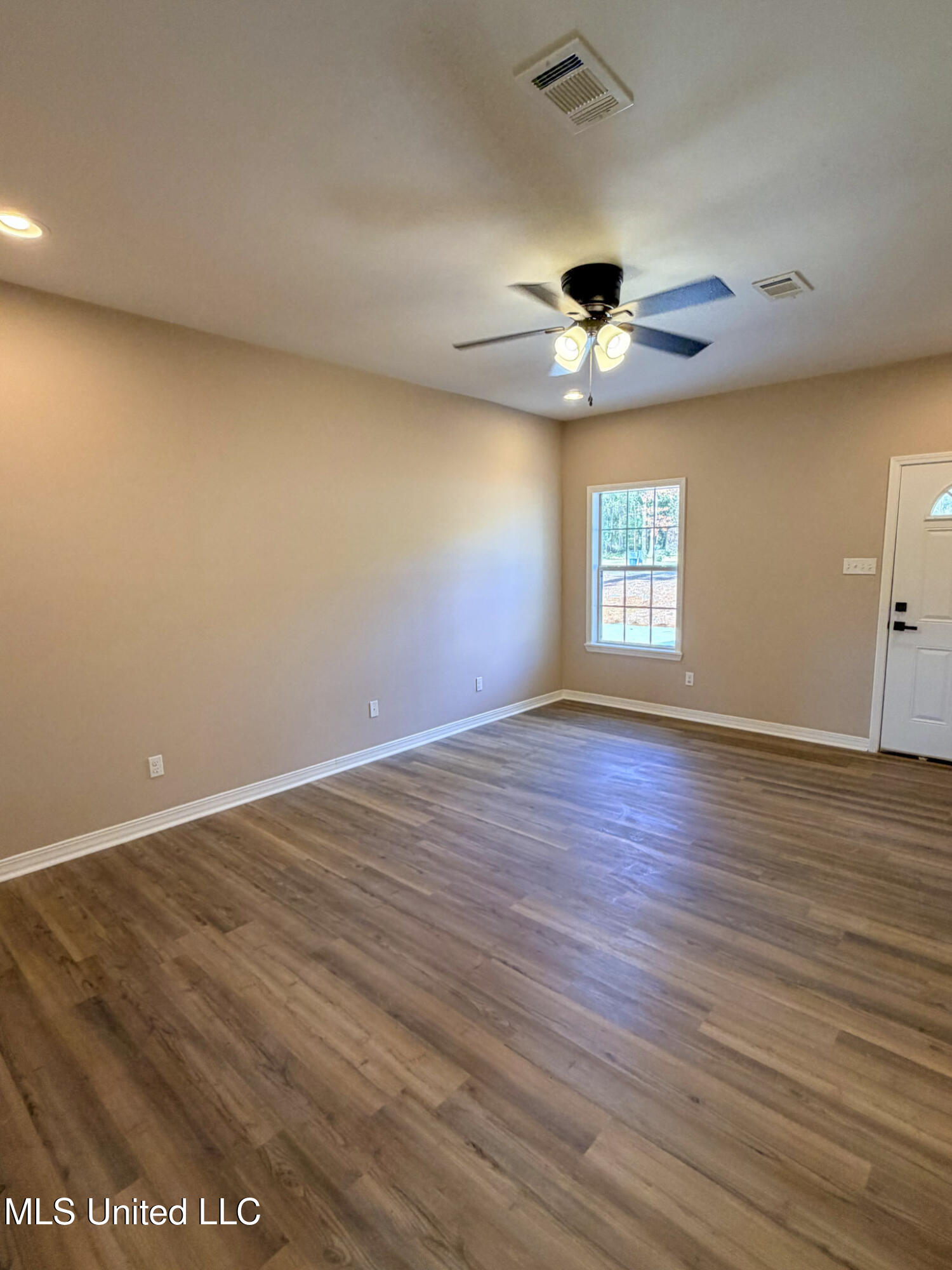 2860 Highway 184 Property Photo 6