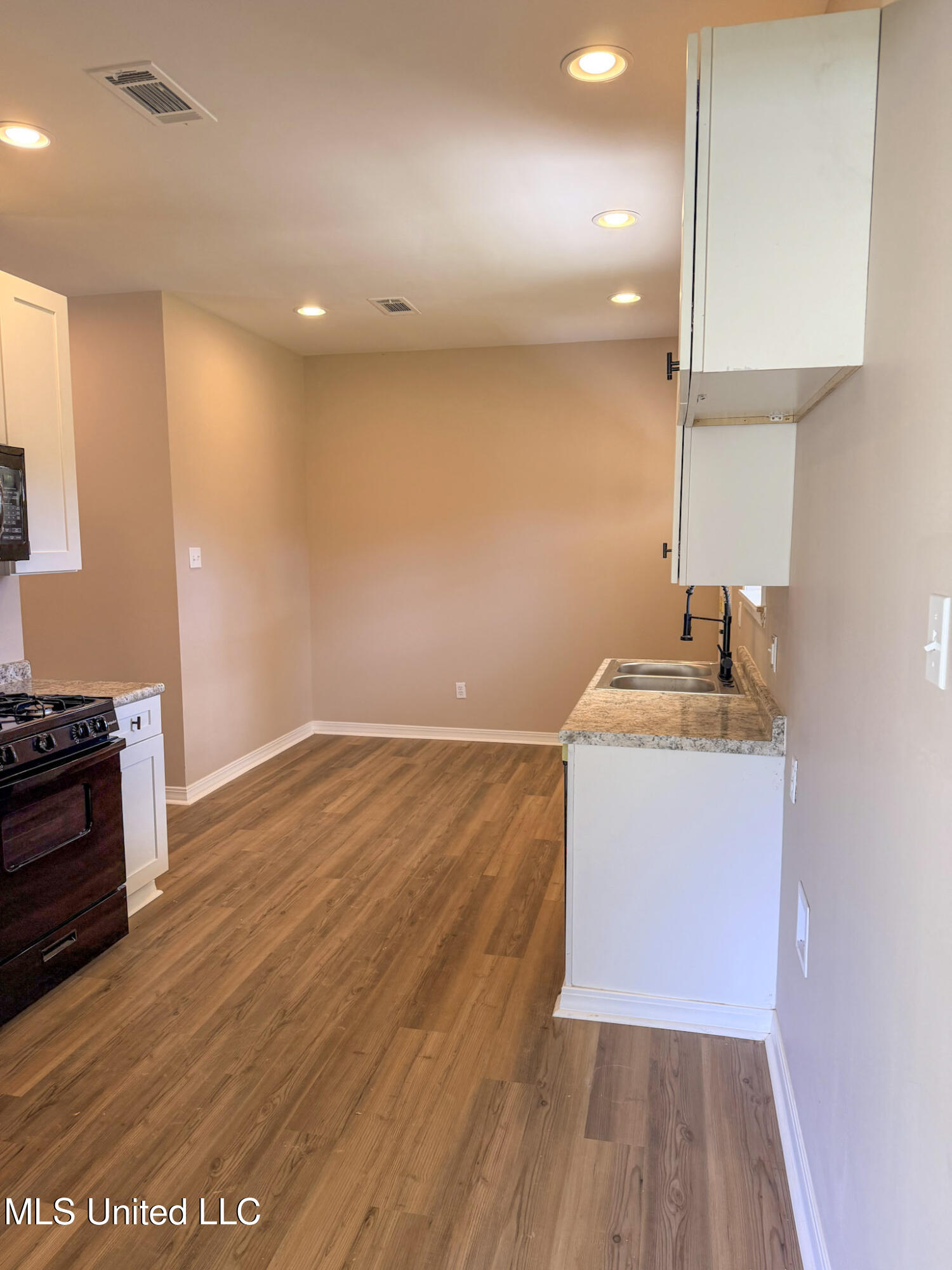 2860 Highway 184 Property Photo 12