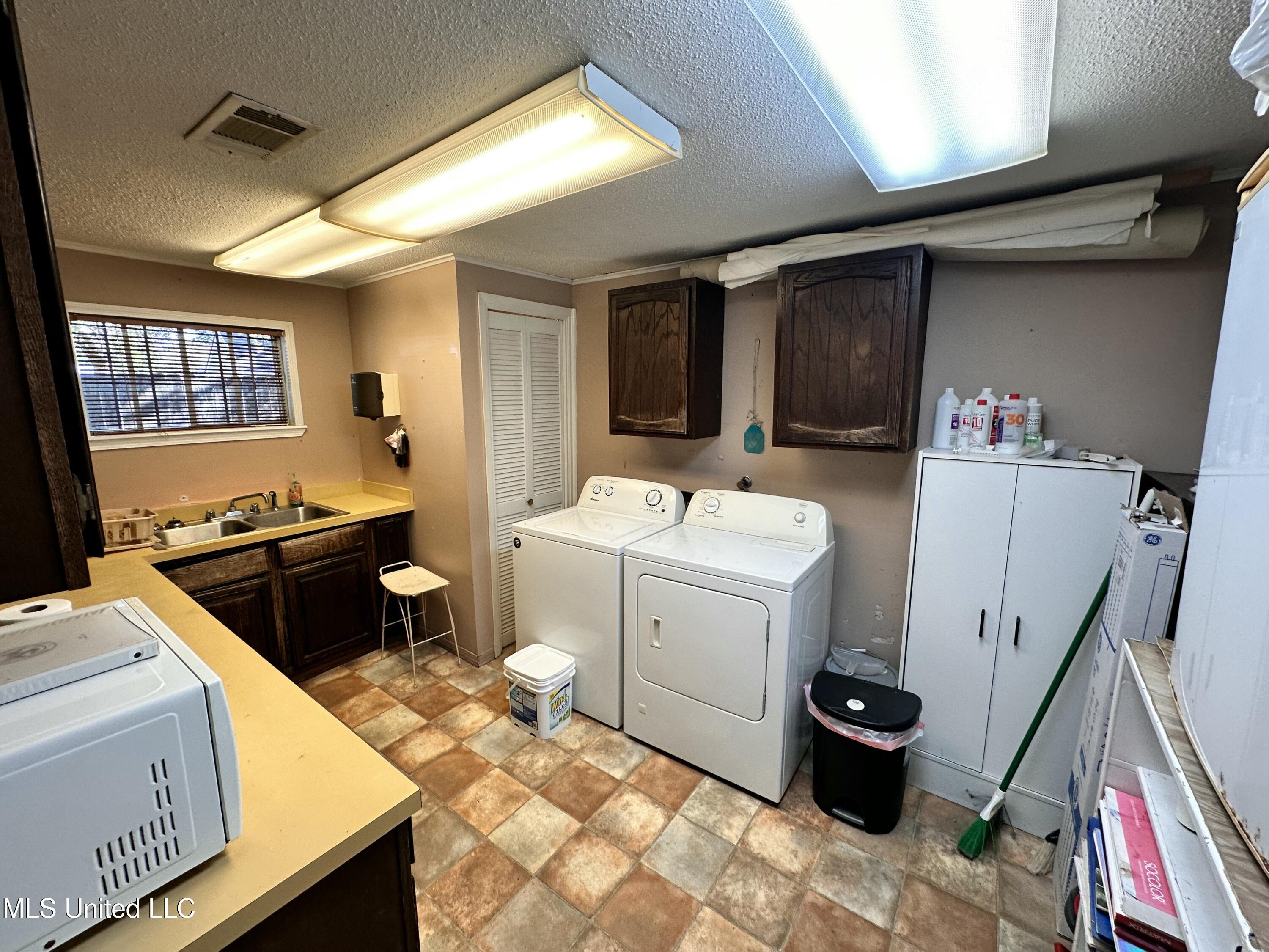 415 Old Pass Road Property Photo 19