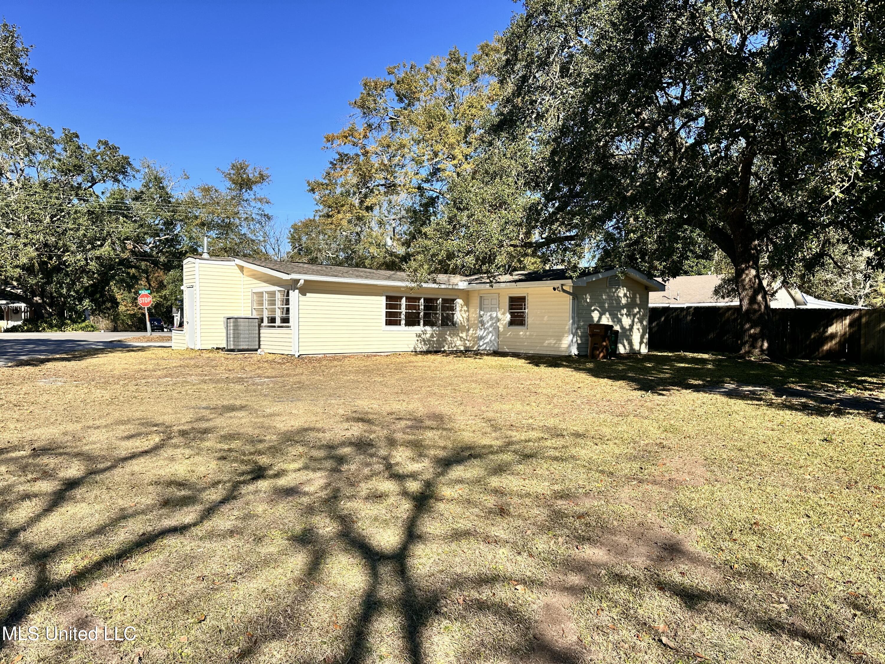 415 Old Pass Road Property Photo 22